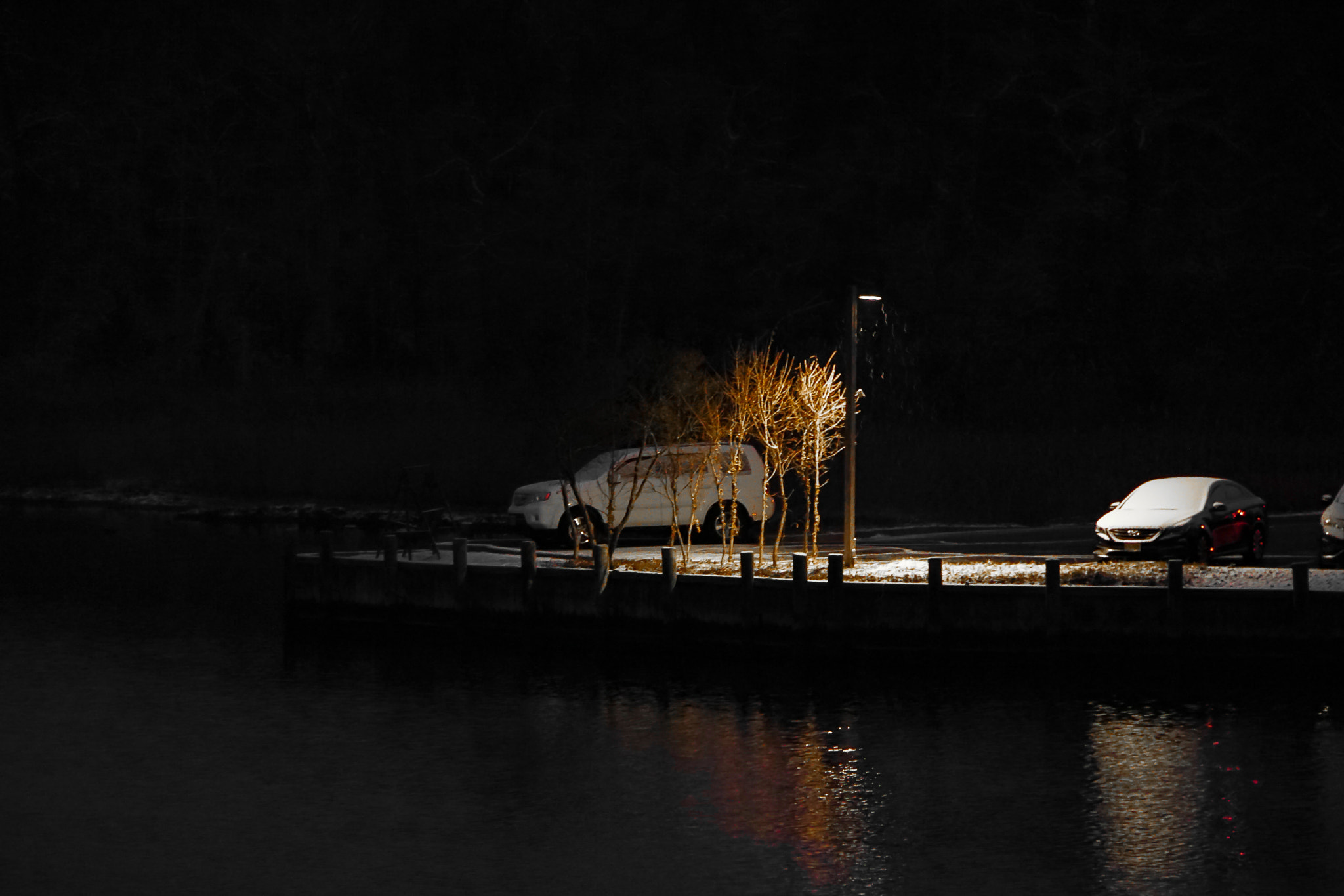 Sony E 18-200mm F3.5-6.3 OSS sample photo. Shadow car (of ) photography