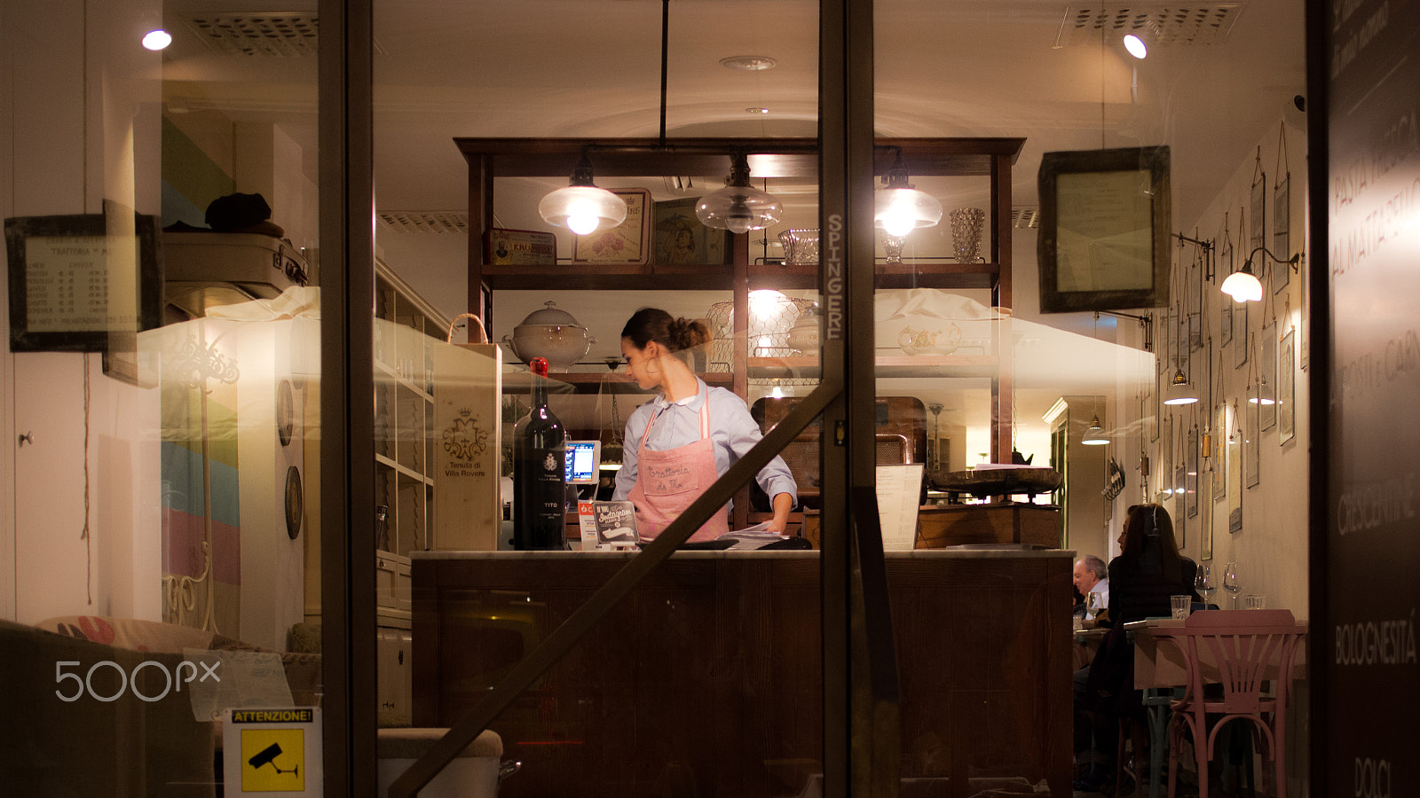 Pentax K-5 IIs sample photo. A lady in the glass room photography