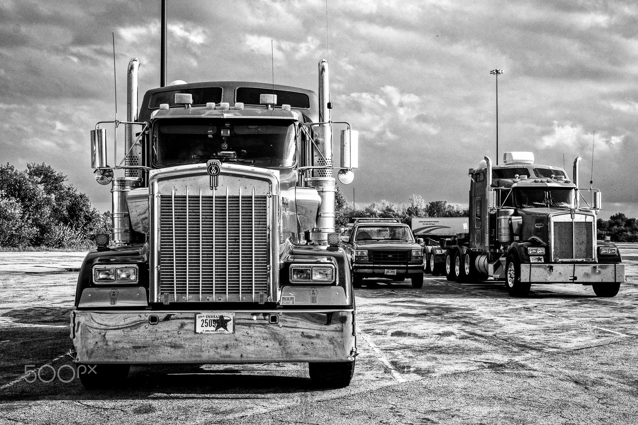 Canon EOS 760D (EOS Rebel T6s / EOS 8000D) sample photo. American trucks (2) photography