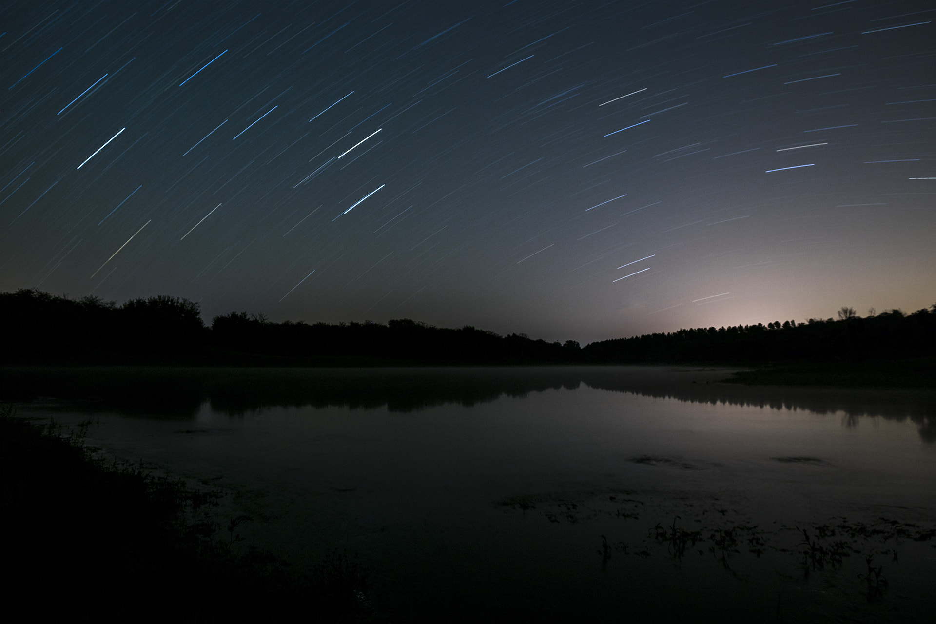 Sigma 17-70mm F2.8-4 DC Macro OS HSM | C sample photo. Lake photography