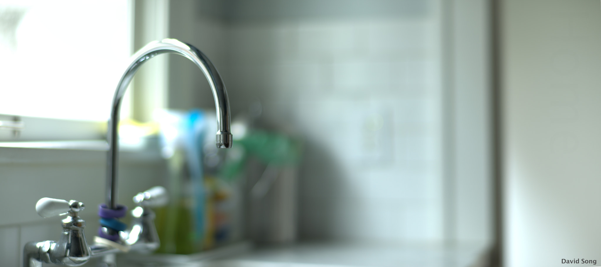 ZEISS Planar T* 85mm F1.4 sample photo. Sink photography