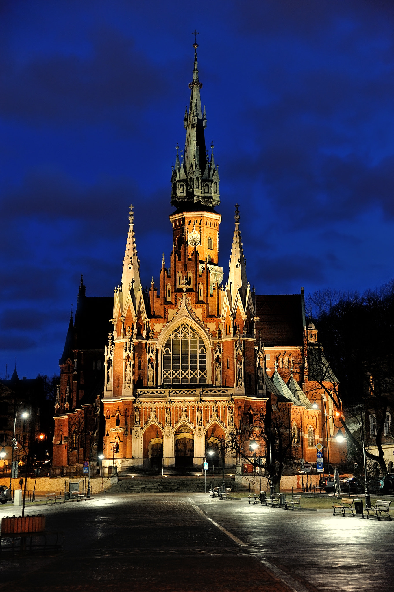 Nikon AF-S Nikkor 24-120mm F4G ED VR sample photo. St. joseph's cathedral photography