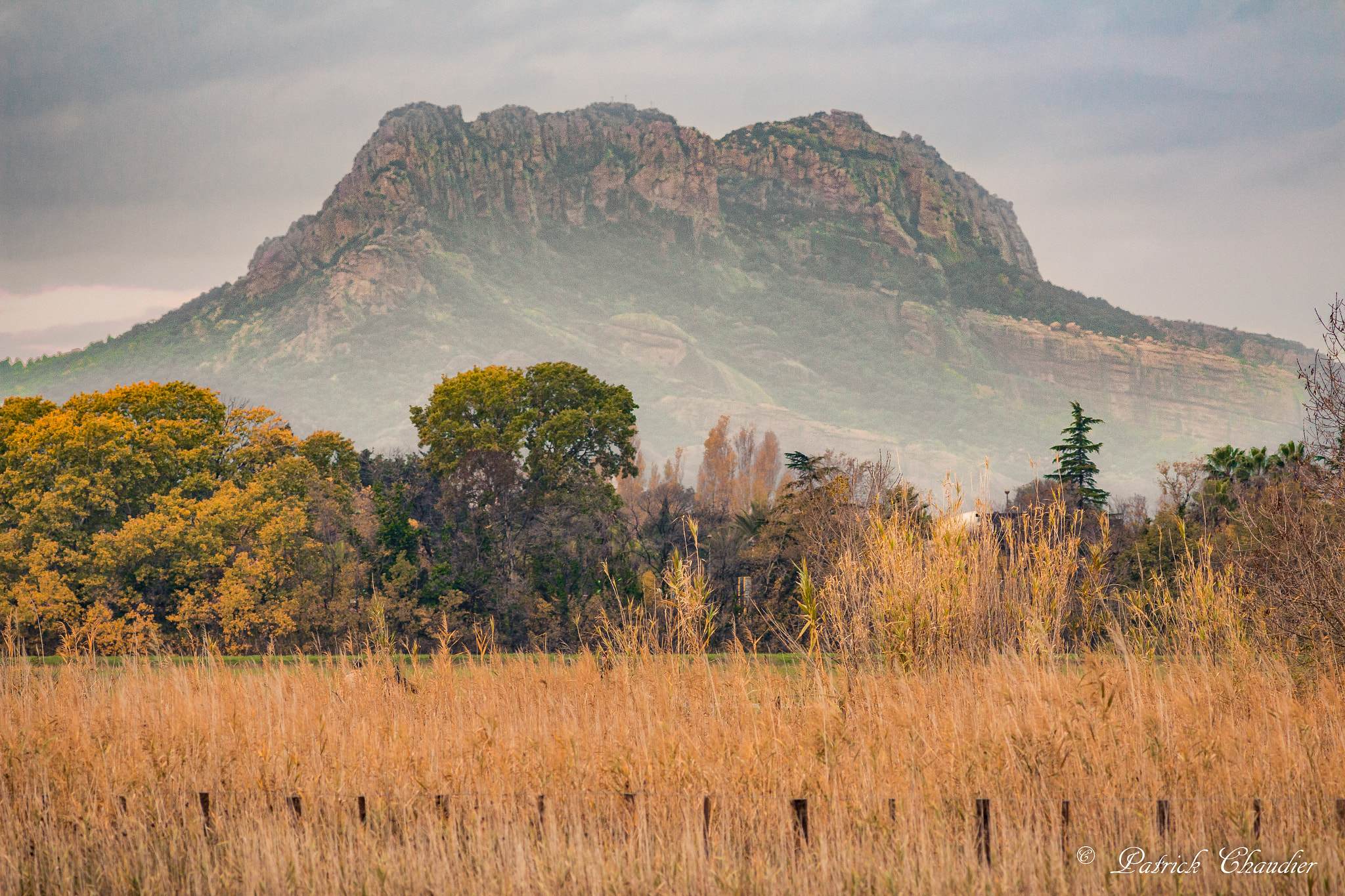 Canon EF 300mm f/4L sample photo. Rocher de roquebrune photography