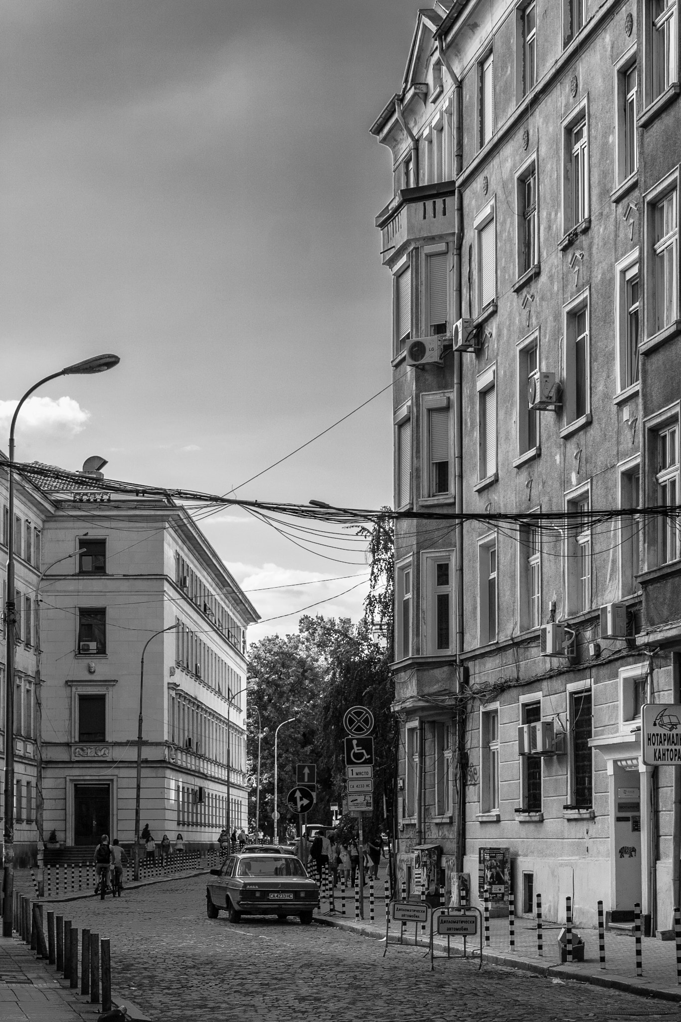 Canon EF 16-35mm F4L IS USM sample photo. Sofia photography