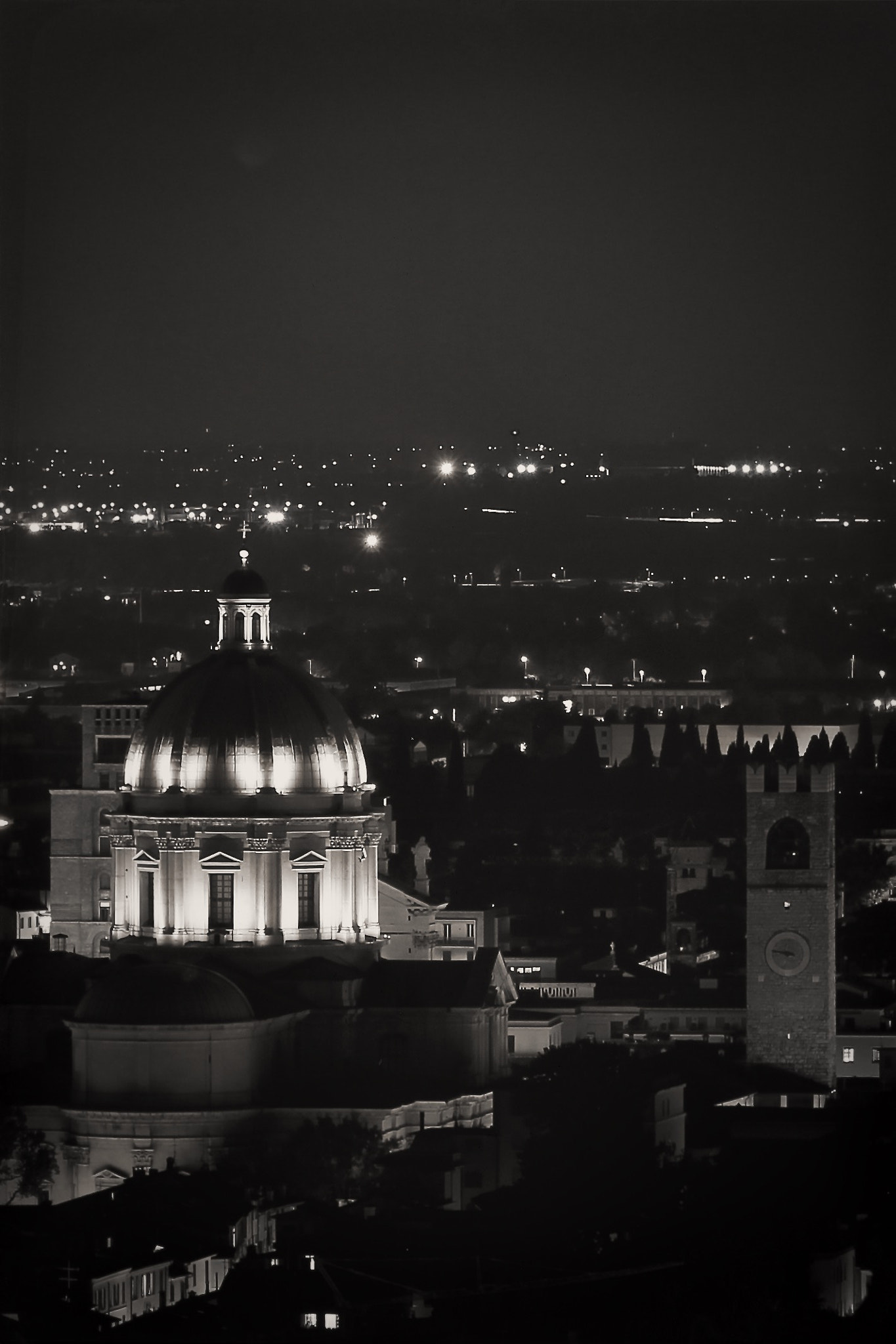 Canon EF-S 55-250mm F4-5.6 IS STM sample photo. Brescia by nihjt photography