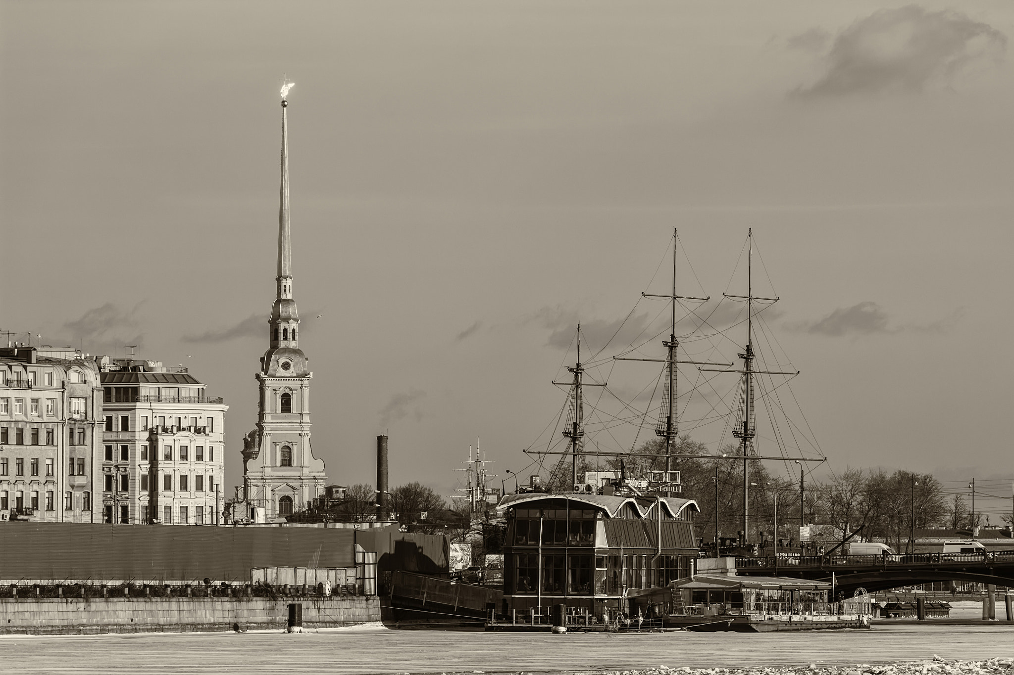 Canon EF-S 55-250mm F4-5.6 IS STM sample photo. Masts and spiers - Мачты и шпили photography