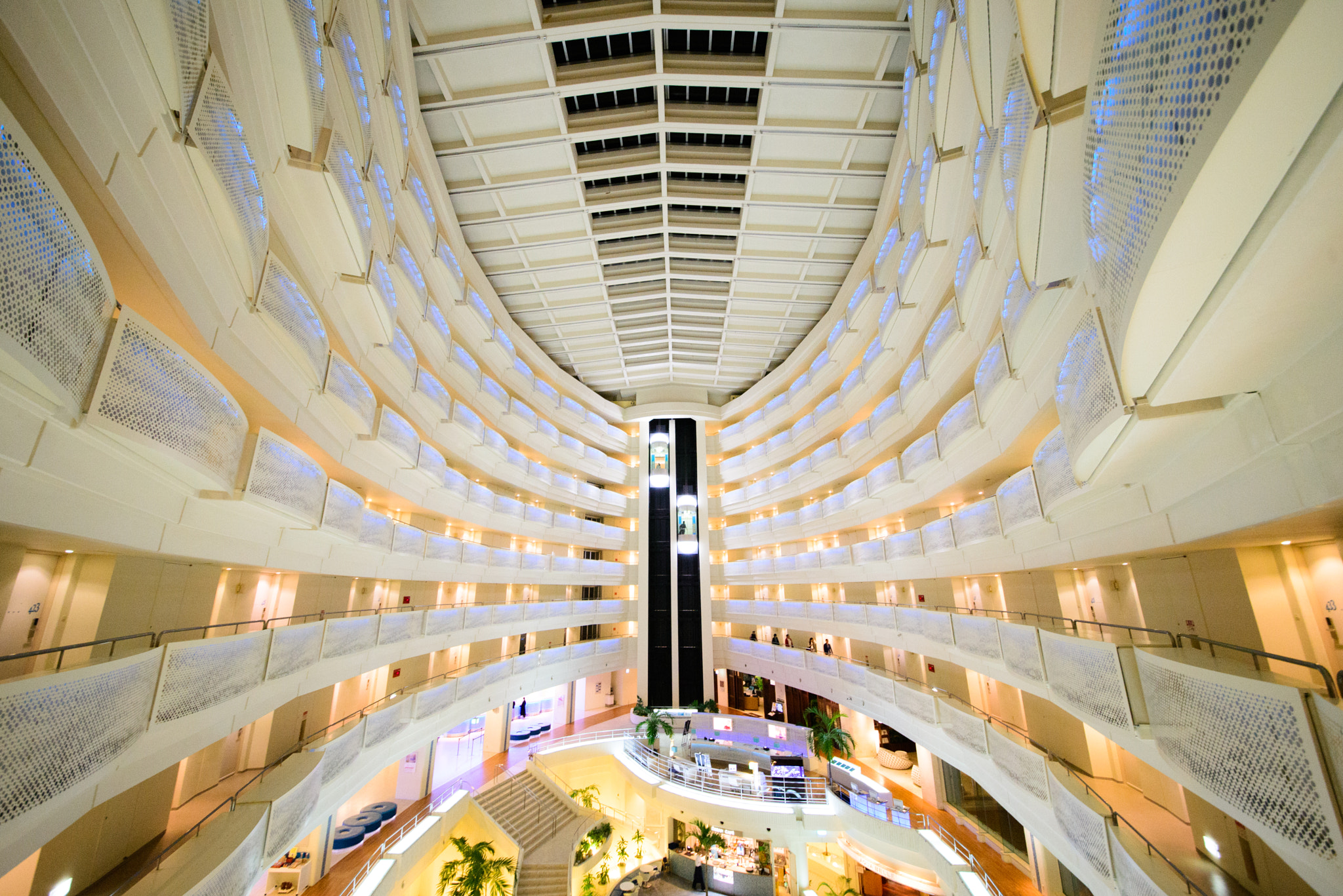 Sigma 12-24mm F4.5-5.6 II DG HSM sample photo. Resort photography