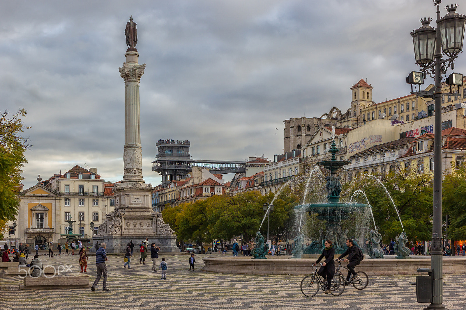 Canon EF 24-70mm F4L IS USM sample photo. Old lisbon ii photography