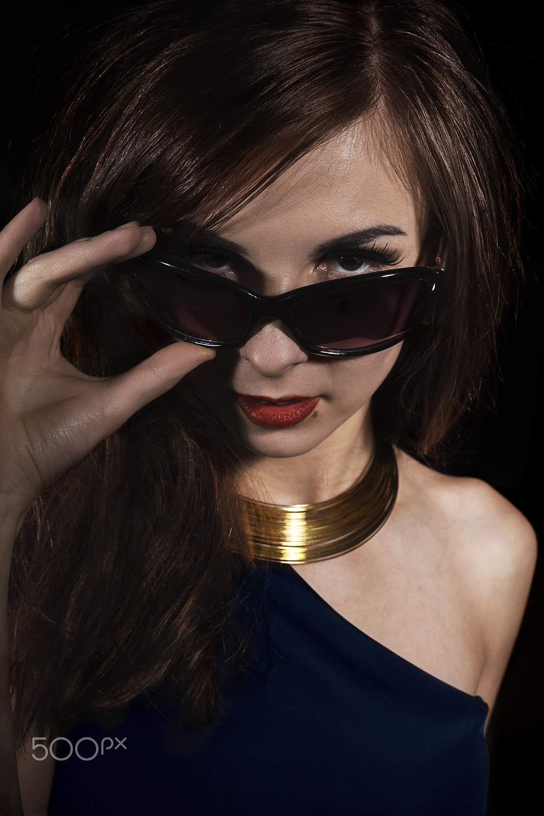 Canon EF 50mm F2.5 Macro sample photo. Image of "mylène pharmer" photography
