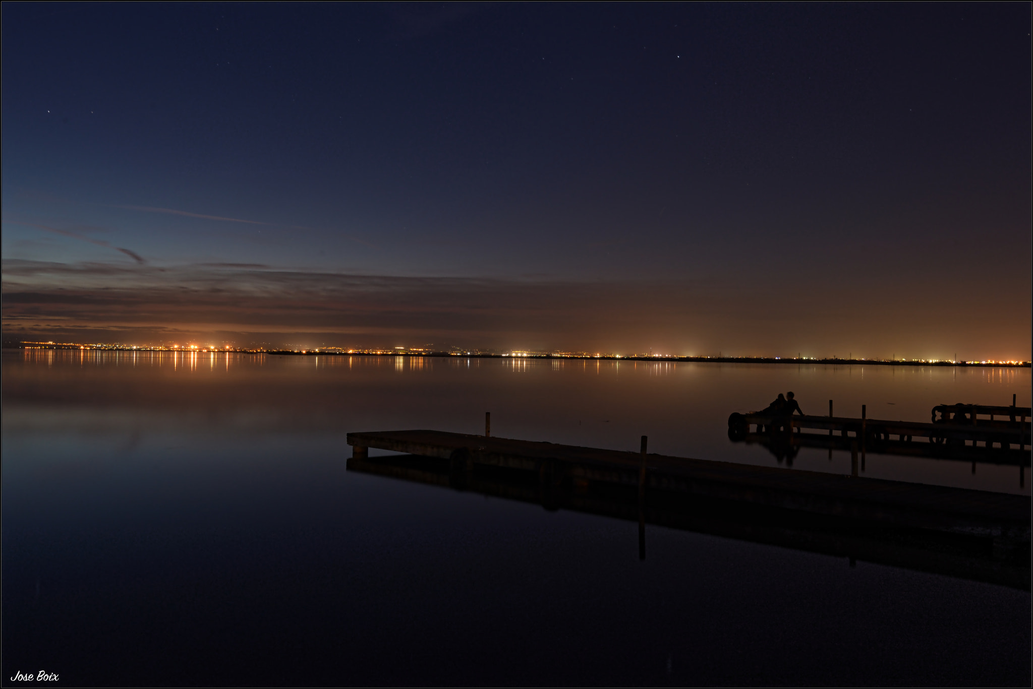 Nikon AF-S Nikkor 18-35mm F3.5-4.5G ED sample photo. Luz o fuego, después de una bonita puesta de sol e ... photography