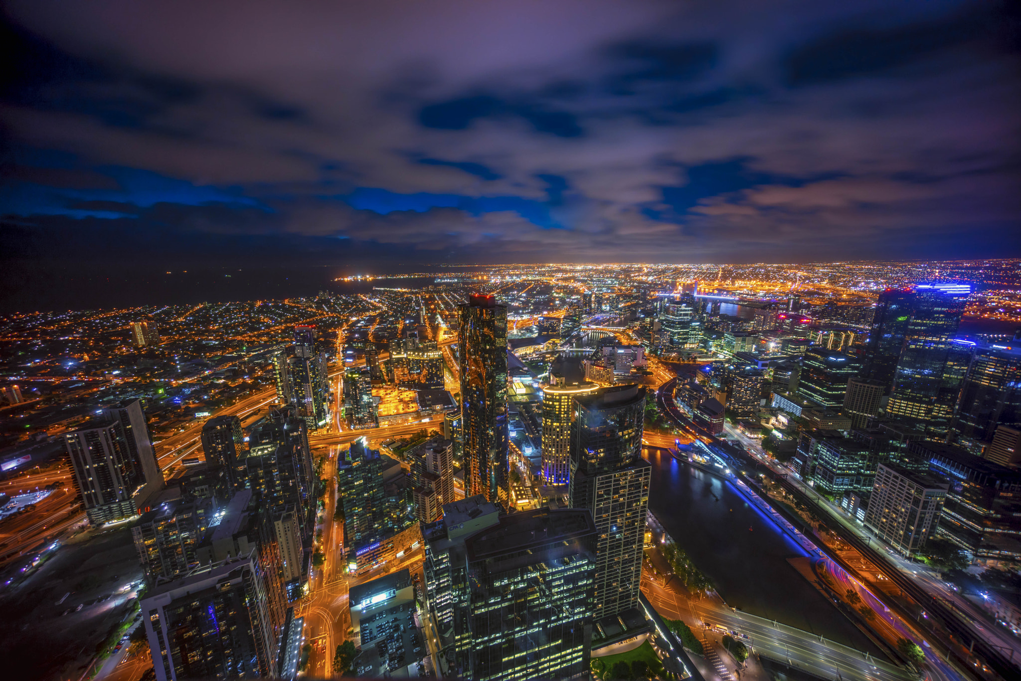 Sony a7R + Sony E 10-18mm F4 OSS sample photo. Night scene at melbourne city skyline. photography