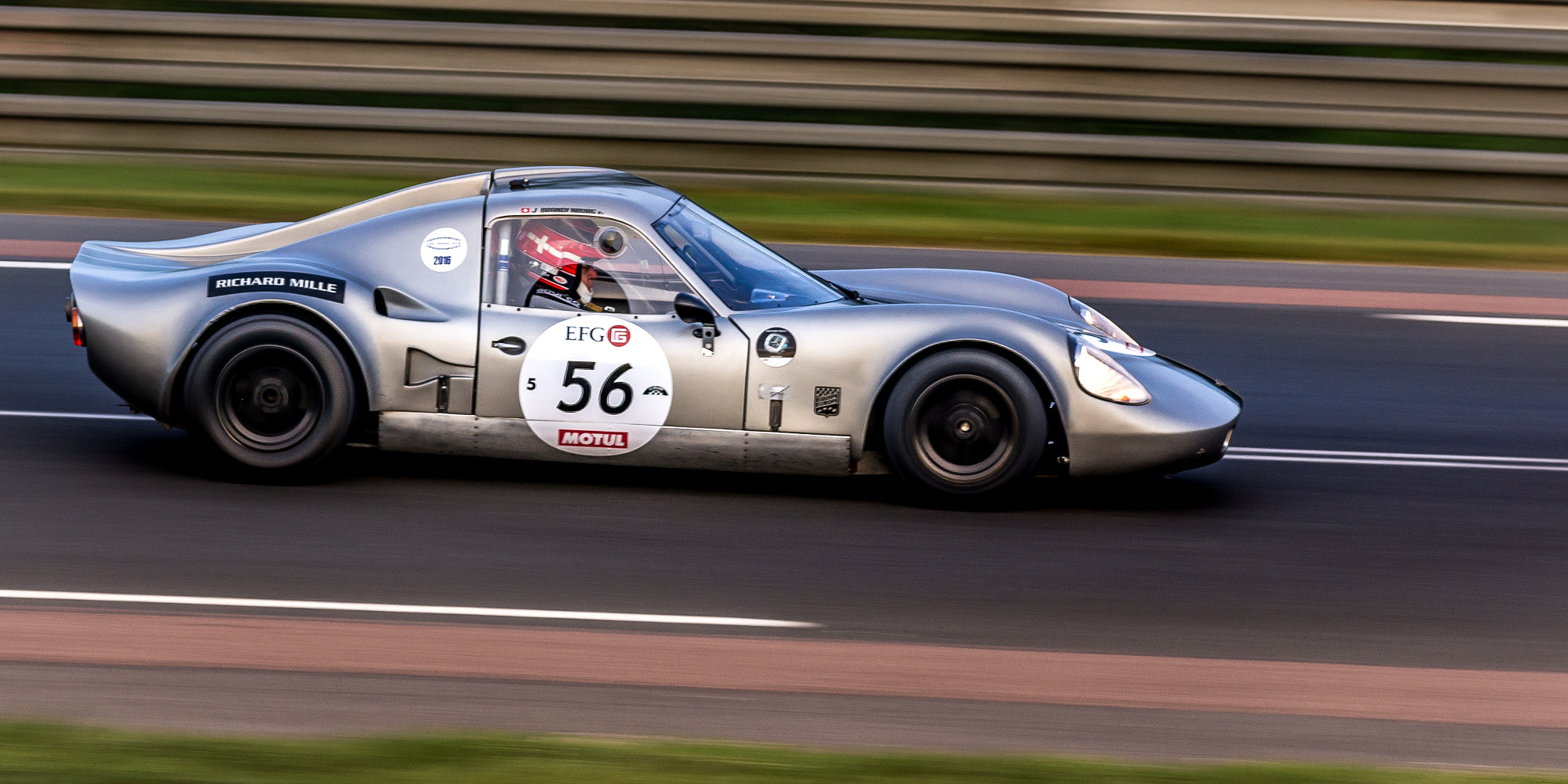 Pentax K-5 sample photo. Chevron b8 bmw (1968) photography