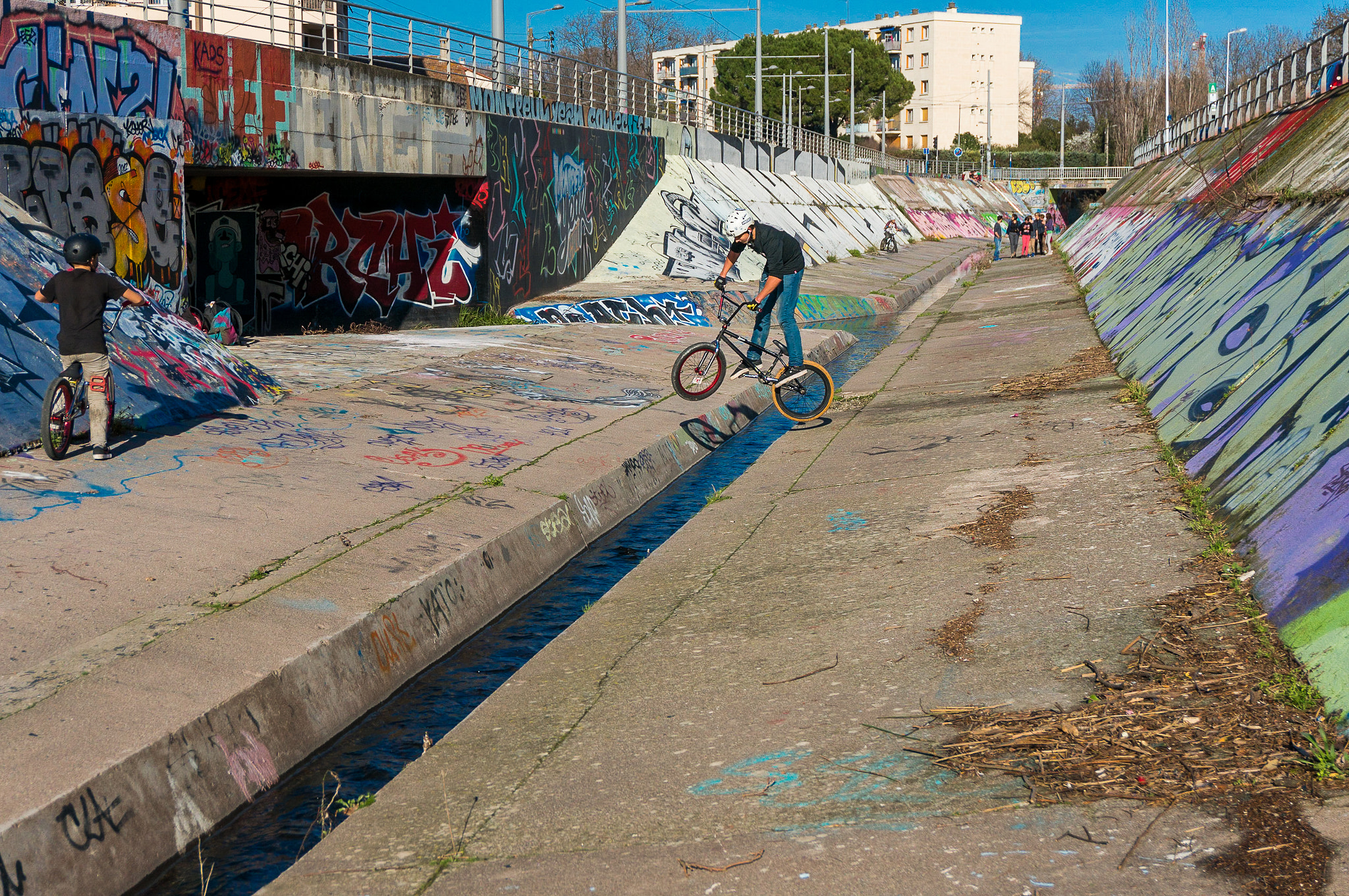 Sony Alpha NEX-5R sample photo. Street art photography