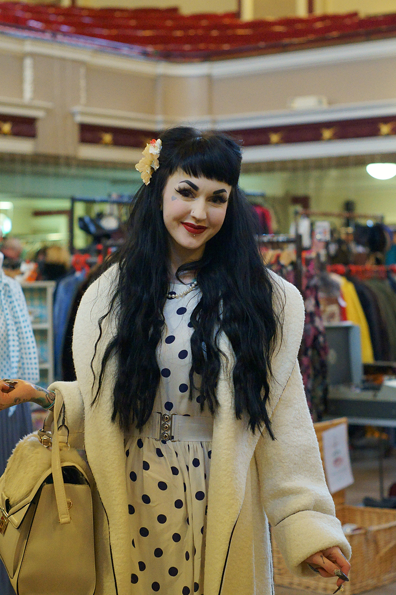 Sony SLT-A58 + Minolta AF 50mm F1.7 sample photo. Lou lou's vintage fair photography