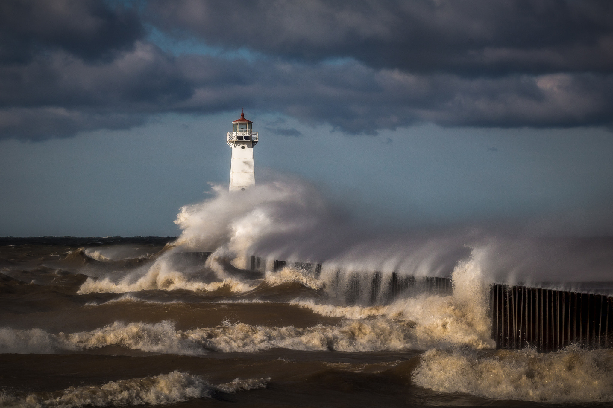 Canon EOS 760D (EOS Rebel T6s / EOS 8000D) + Canon EF 70-200mm F4L USM sample photo. Sodus point photography