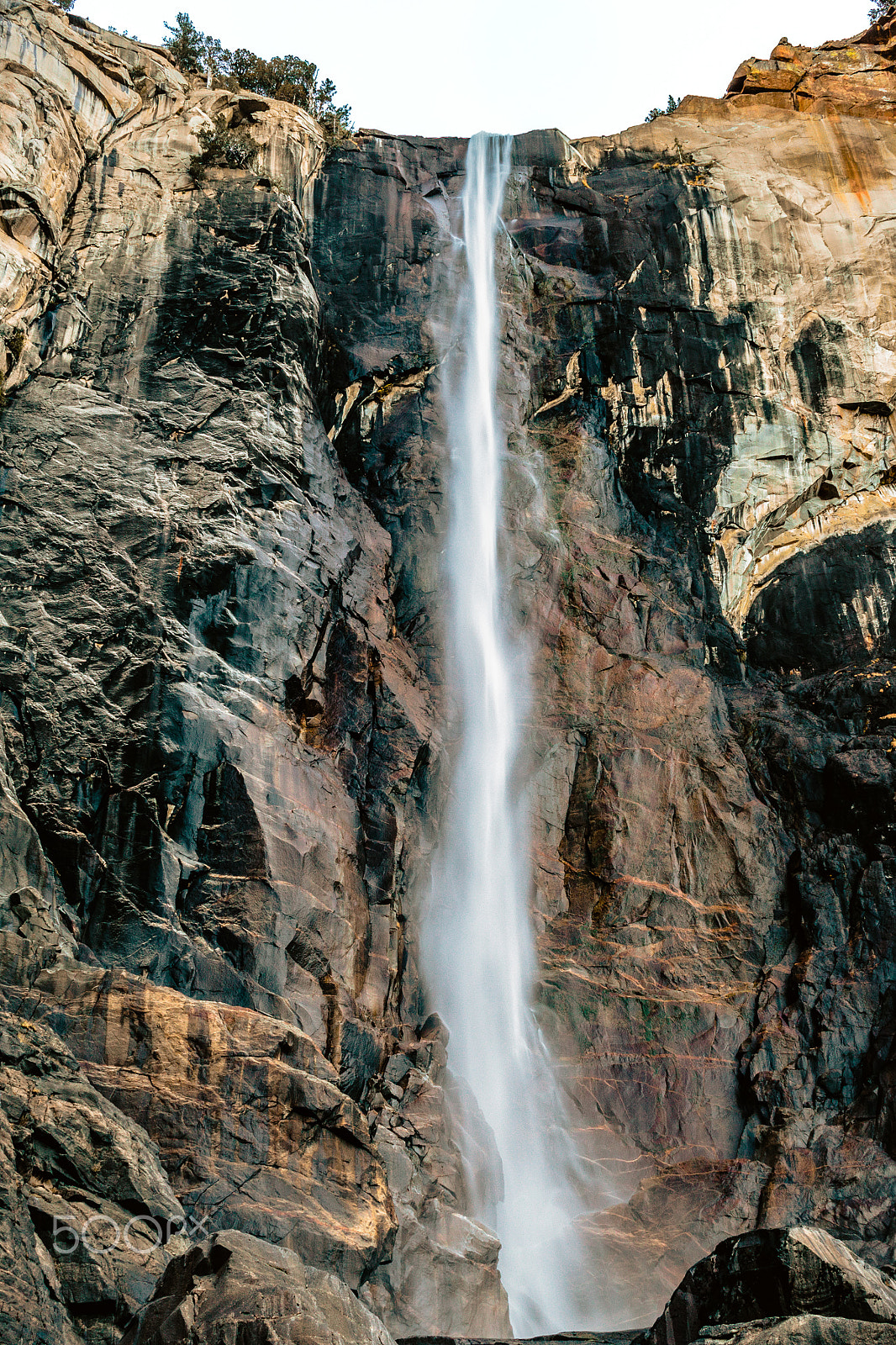 Canon EOS 1200D (EOS Rebel T5 / EOS Kiss X70 / EOS Hi) + Sigma 30mm F1.4 EX DC HSM sample photo. Bridalveil fall in yosemite national park photography