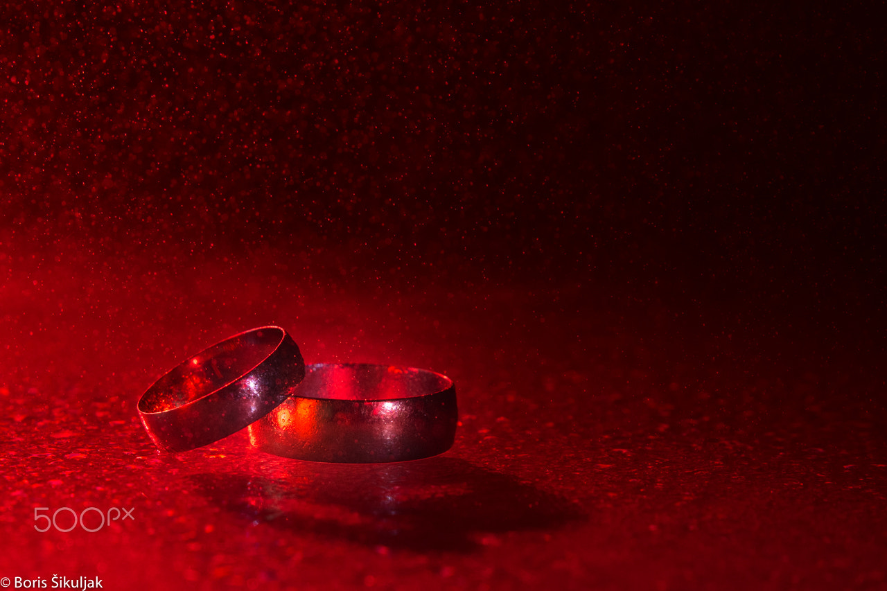 Tamron SP 24-70mm F2.8 Di VC USD sample photo. Wedding rings_red photography