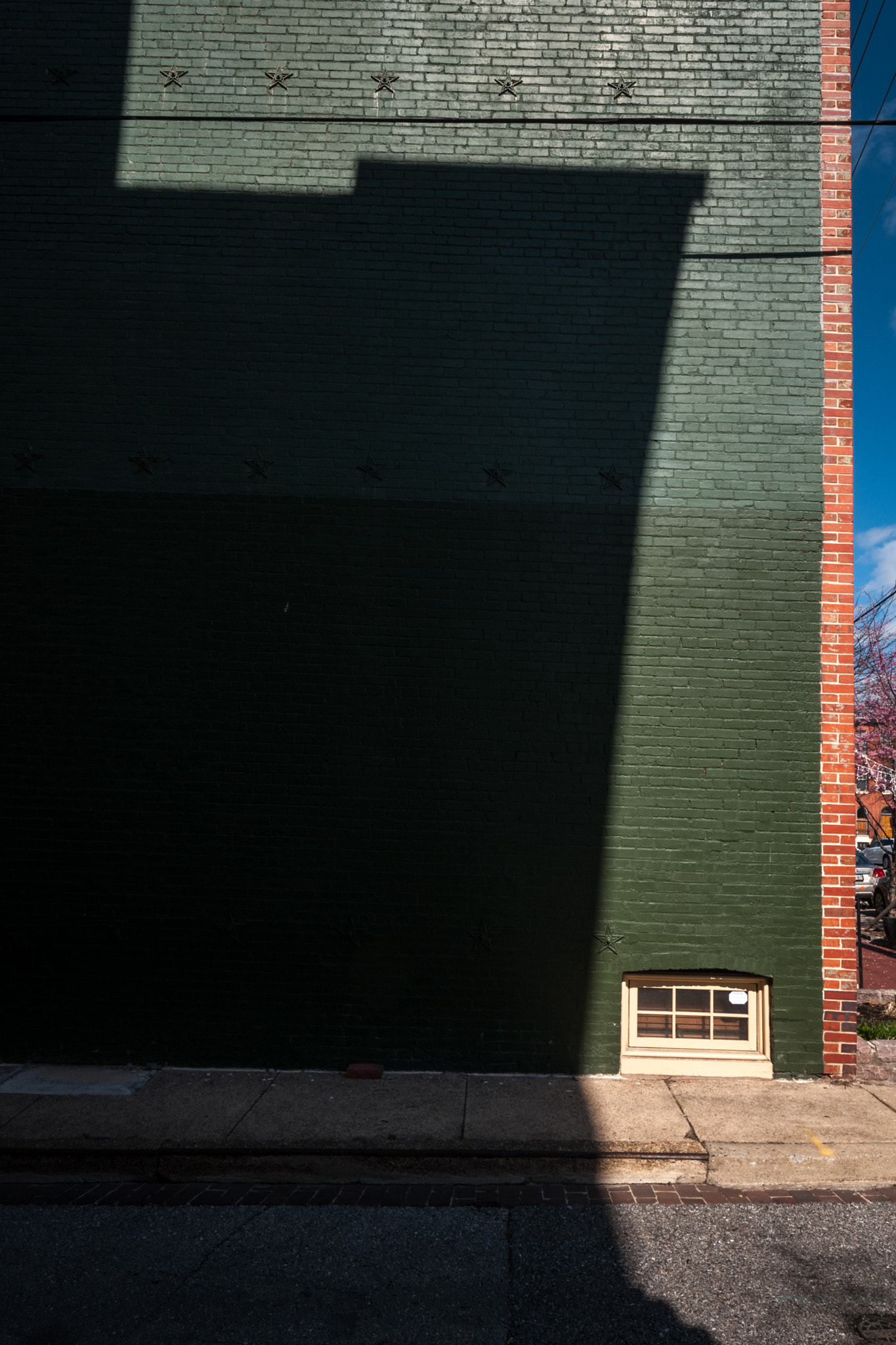 Nikon D300 sample photo. Green wall photography