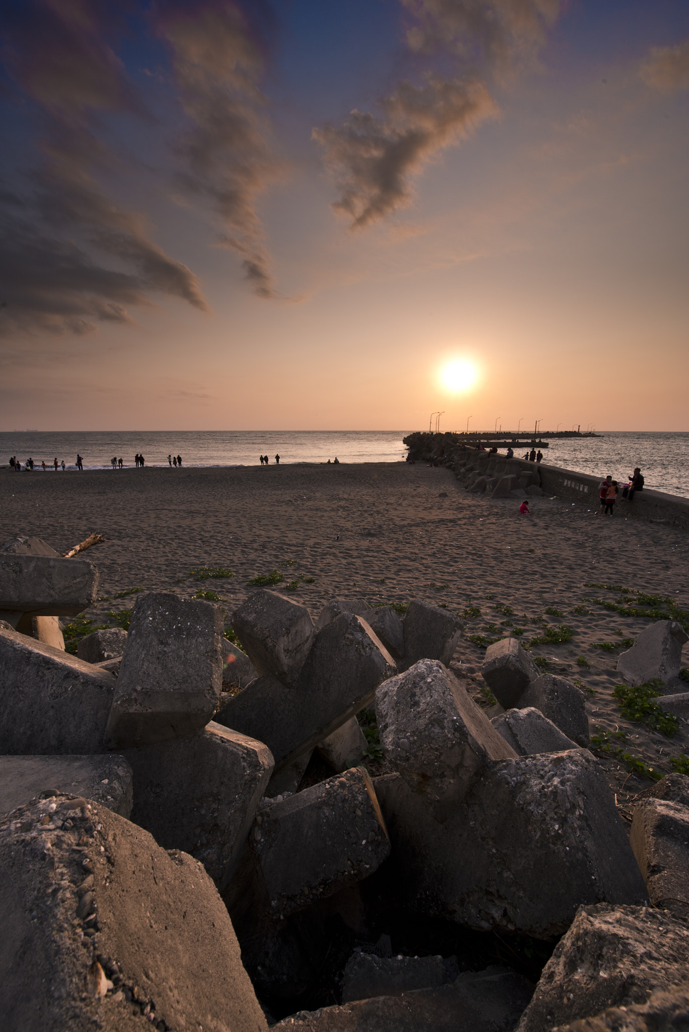 Nikon D800 + IX-Nikkor 24-70mm f/3.5-5.6 sample photo. Sunset beach photography