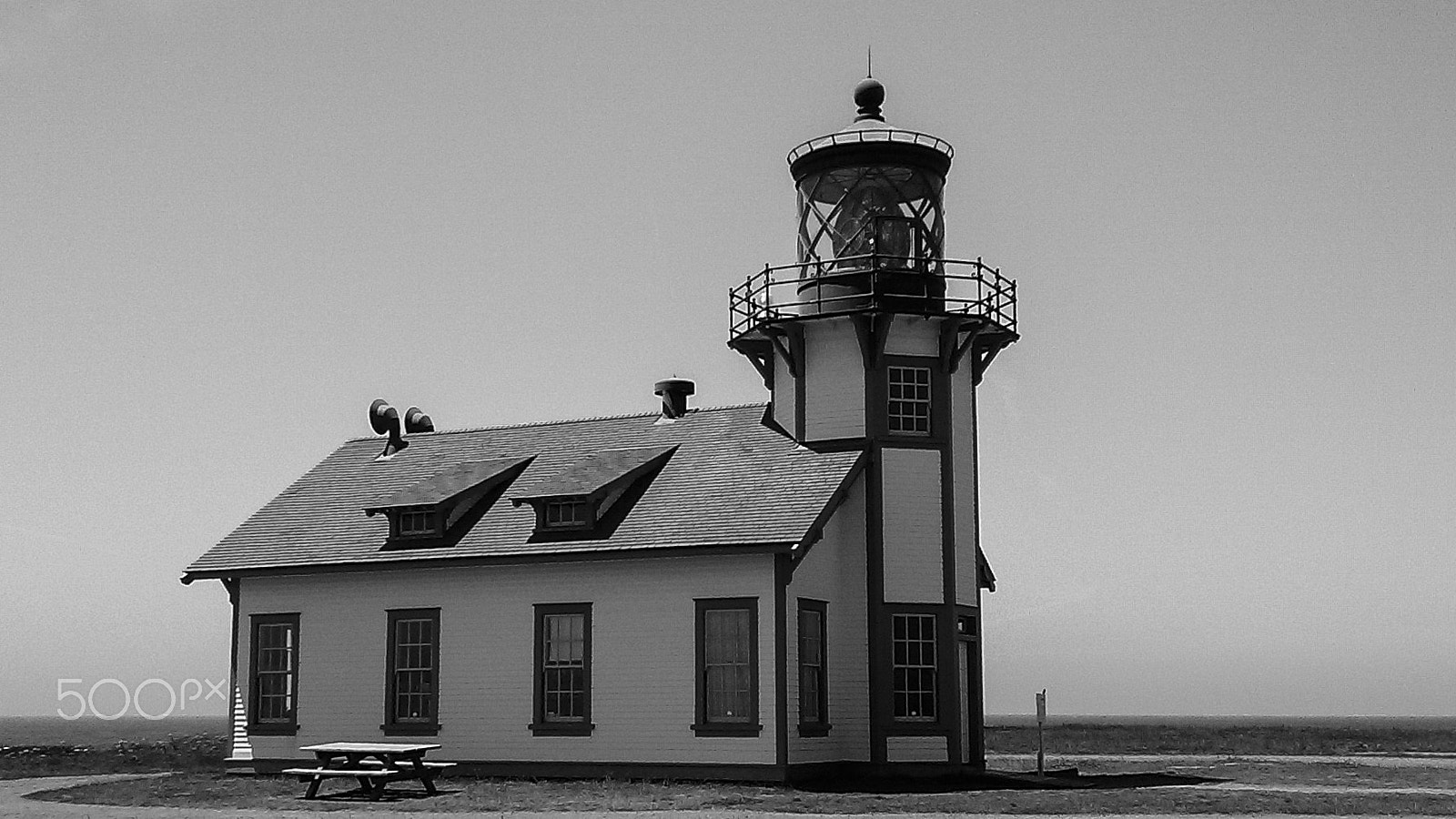 LG L90 sample photo. Point cabrillo (black and white) photography