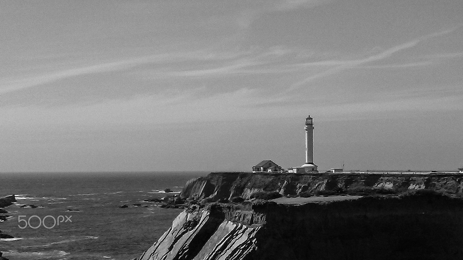 LG L90 sample photo. Point arena (black and white) photography