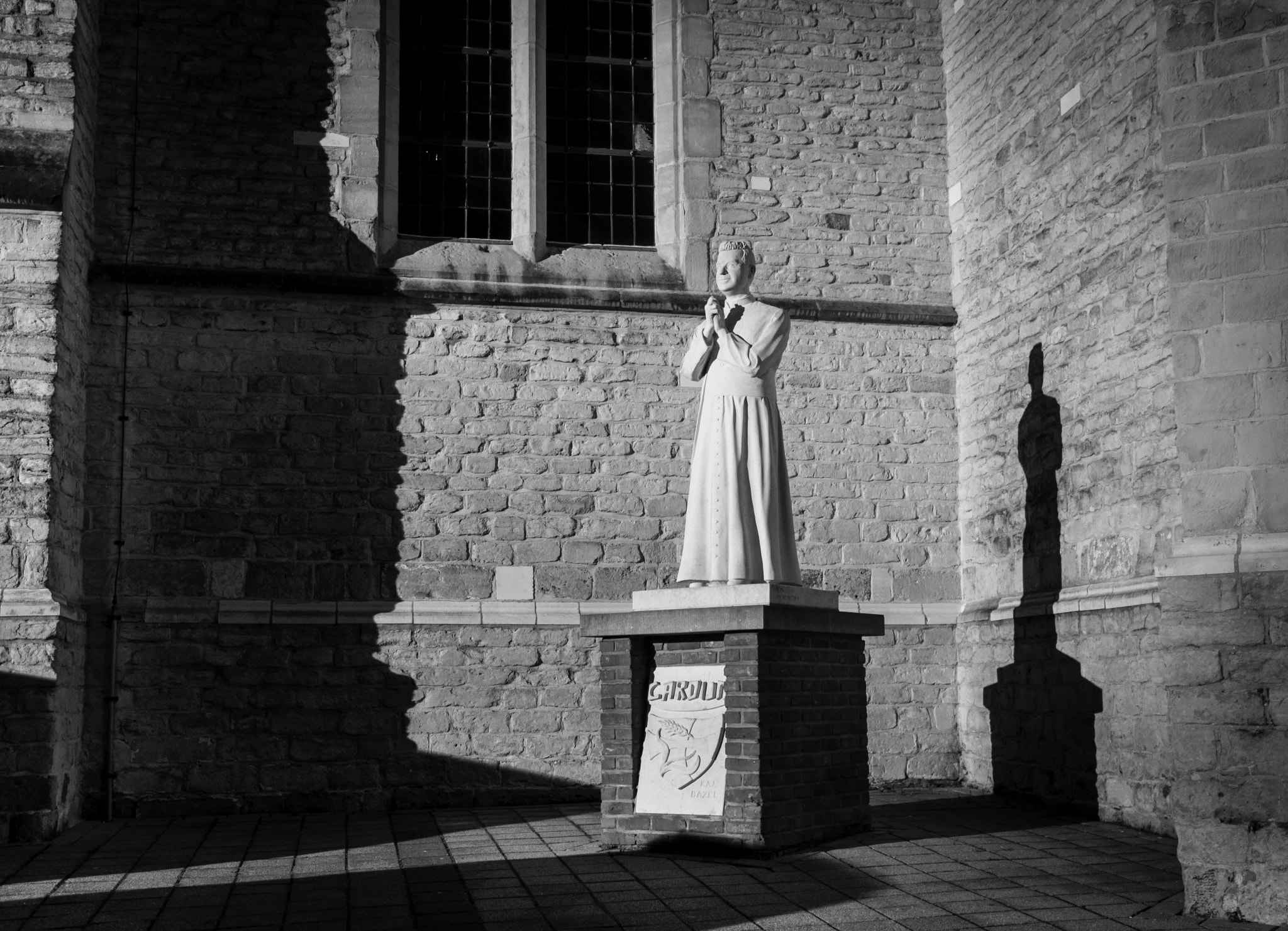 Sigma 17-50mm F2.8 EX DC OS HSM sample photo. Static devotion photography