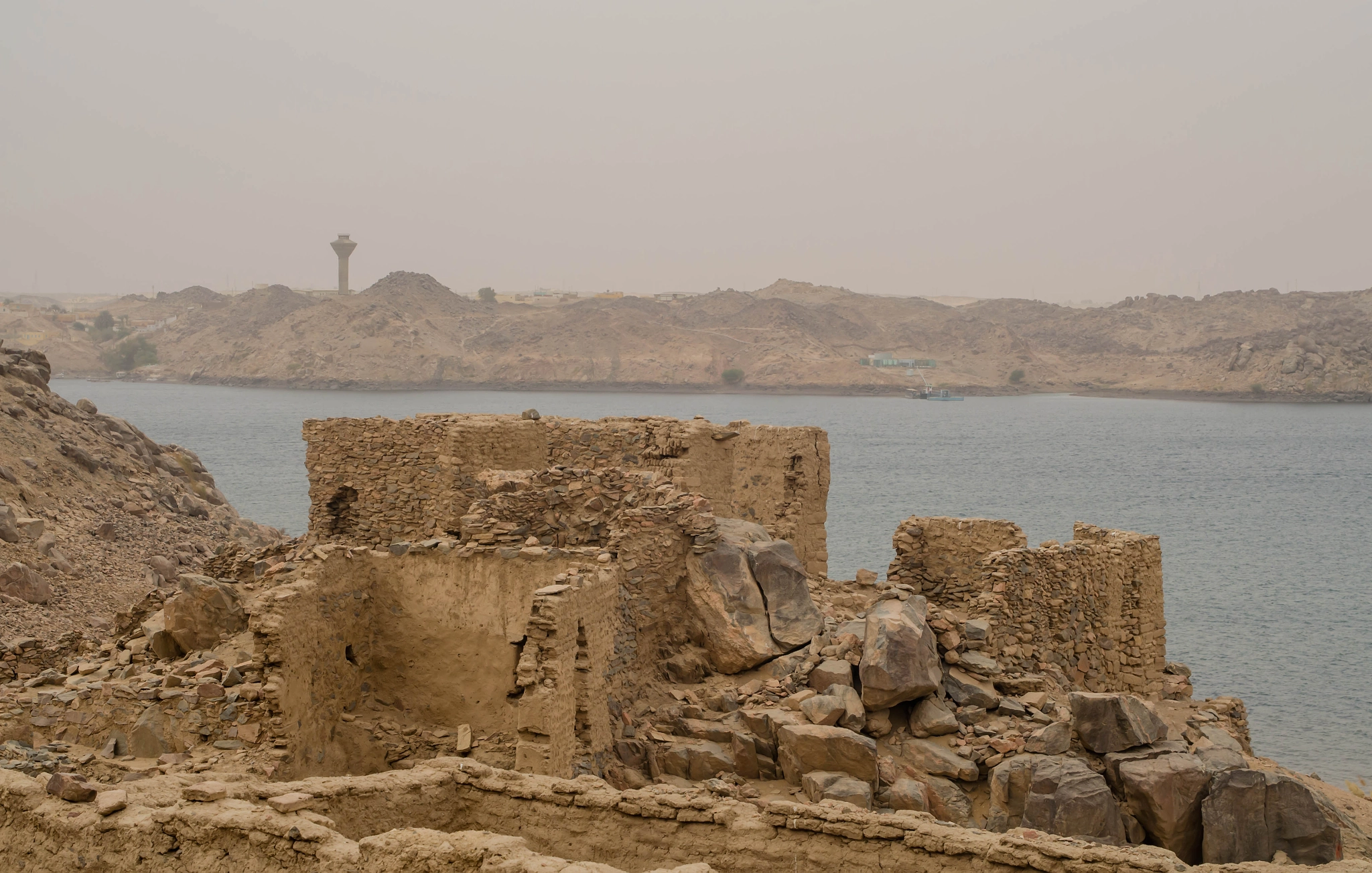 Nikon D5100 + Sigma 24-70mm F2.8 EX DG HSM sample photo. Ruins - nubia eg photography