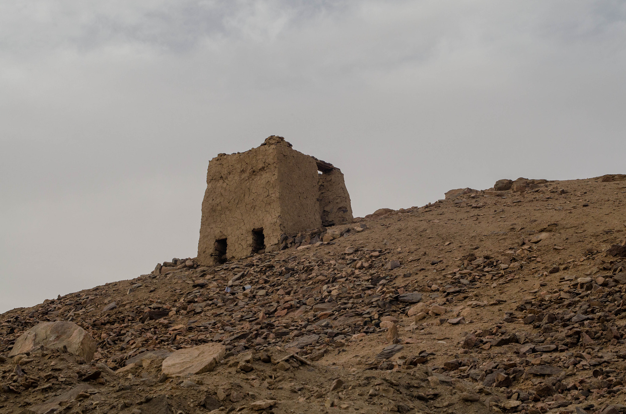 Nikon D5100 + Sigma 24-70mm F2.8 EX DG HSM sample photo. Ruins - nubia eg photography