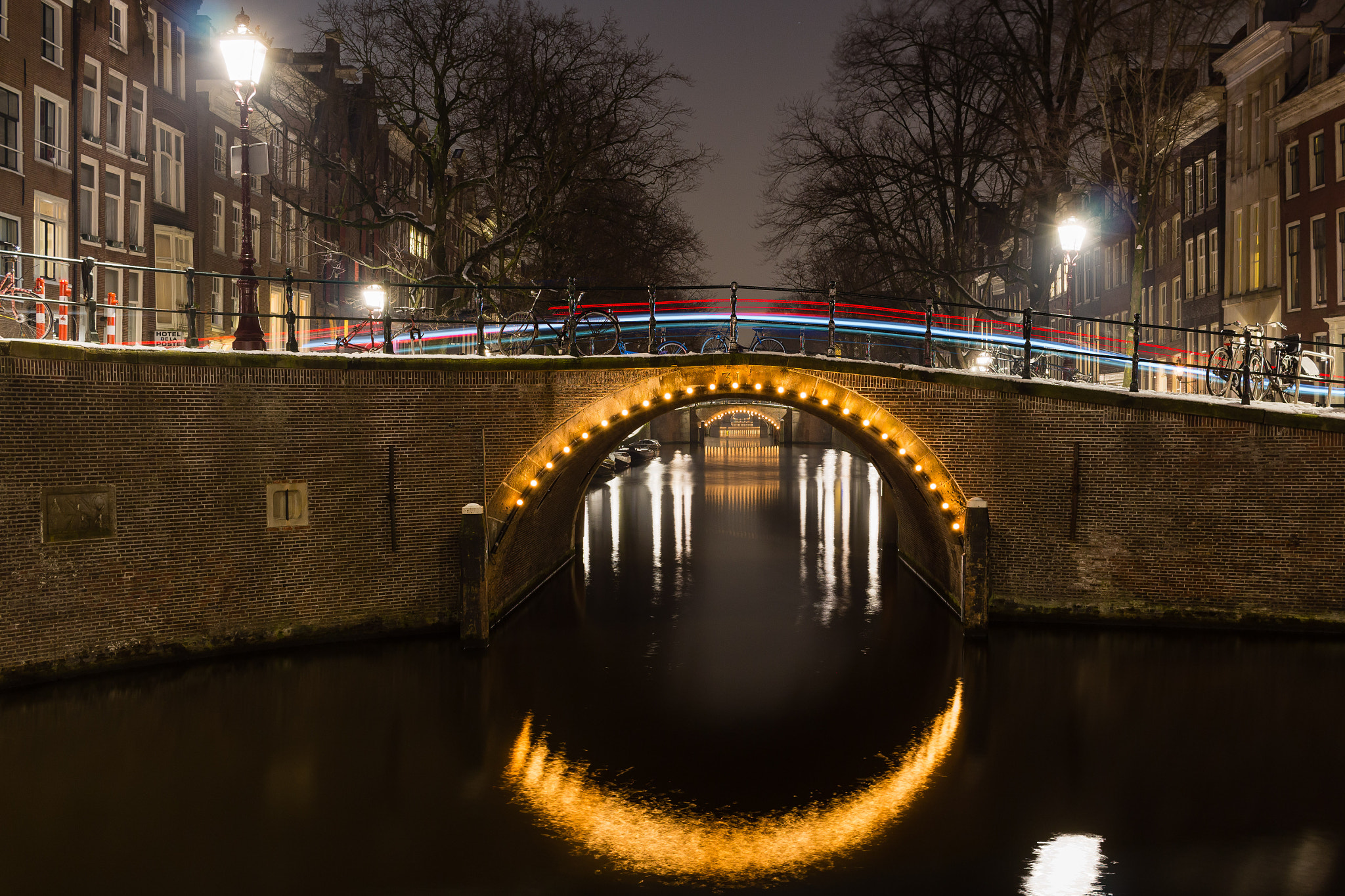Canon EF-S 24mm F2.8 STM sample photo. Light portal photography