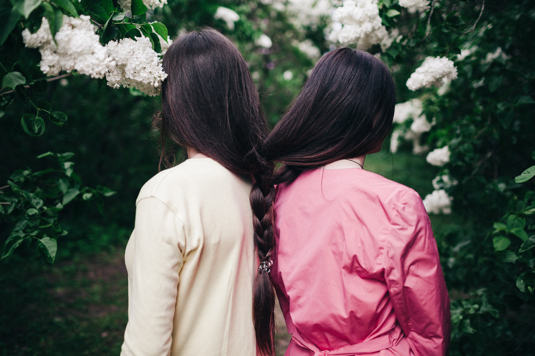 Canon EF 35mm F1.4L USM sample photo. Follow the spring photography
