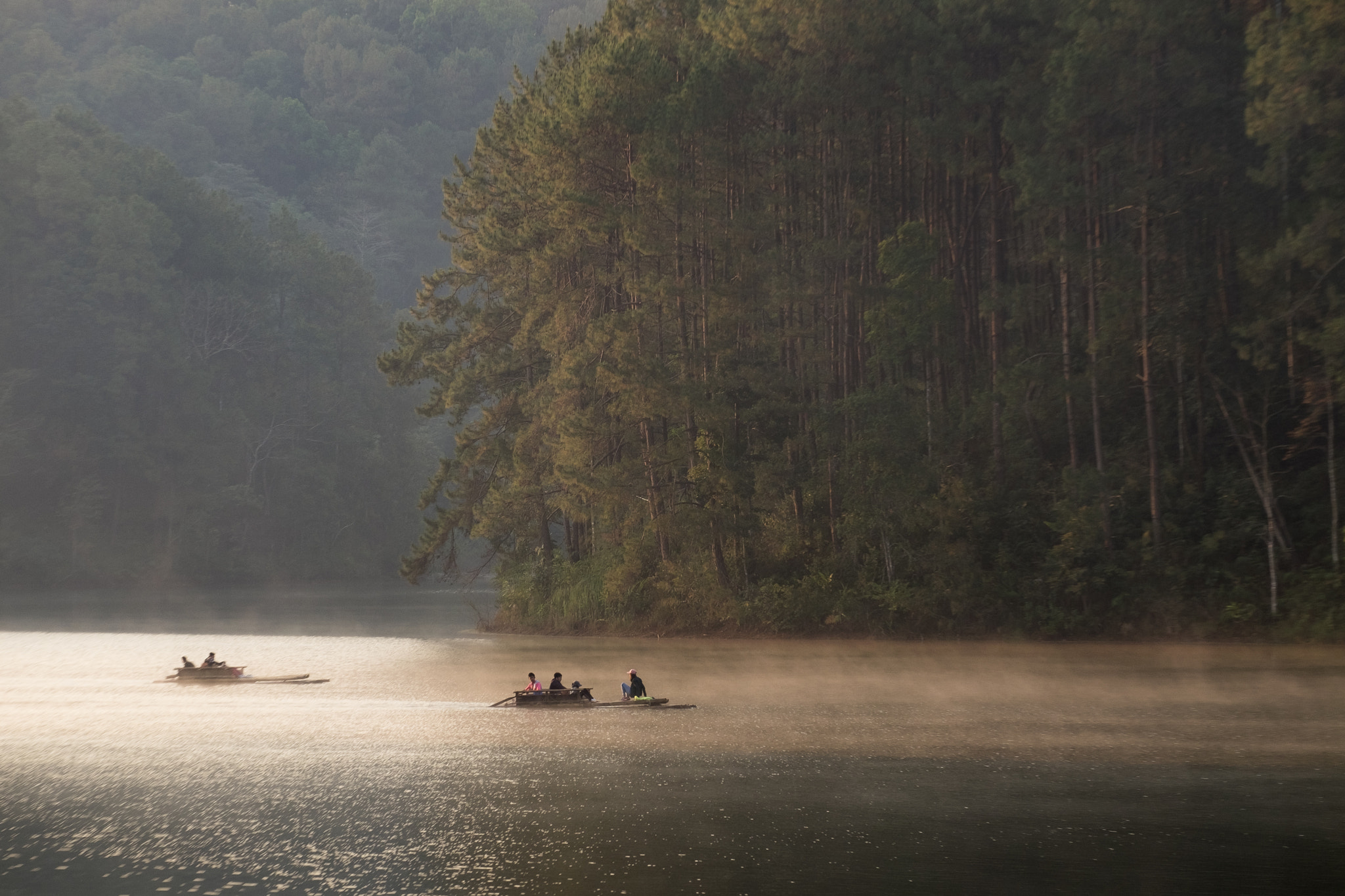 Fujifilm X-T10 + Fujifilm XC 50-230mm F4.5-6.7 OIS II sample photo. Morning in pang-ung lake,north of thailand photography