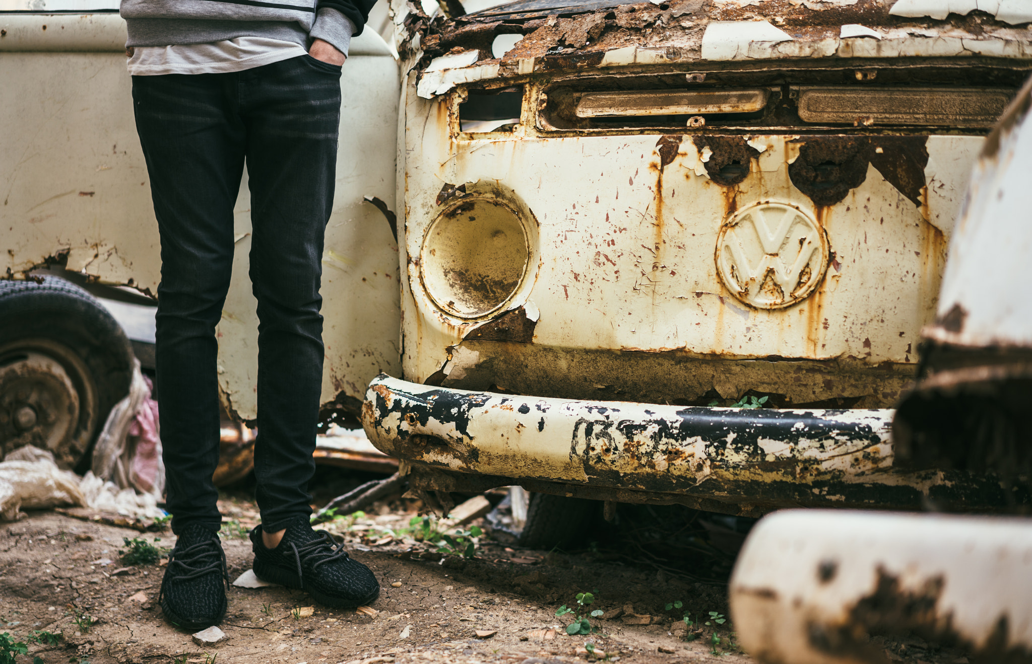 Sony a7R + Sony Sonnar T* FE 55mm F1.8 ZA sample photo. Volkswagen photography