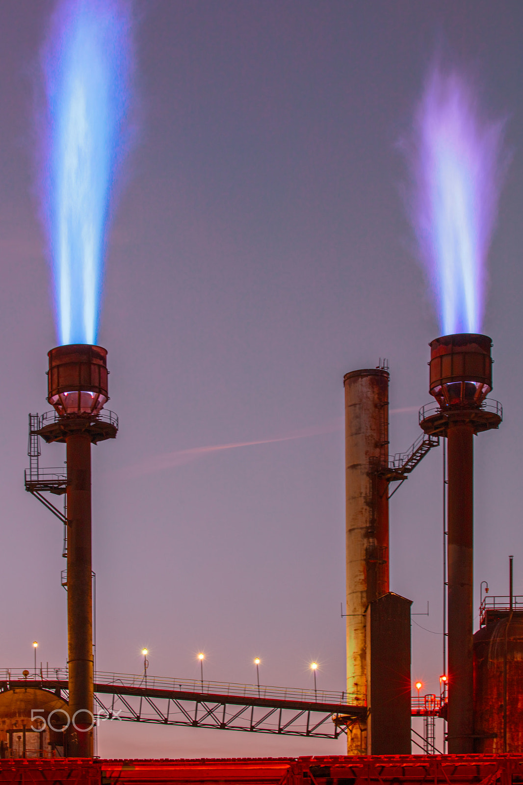 Canon EOS 5DS R sample photo. Flare stacks photography