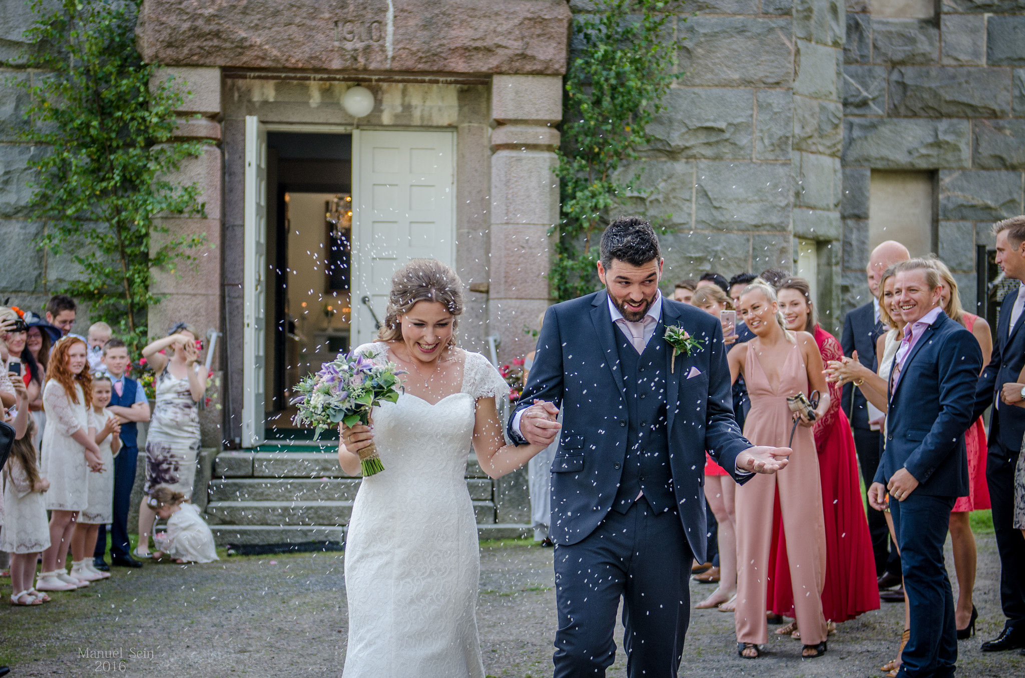 Nikon AF-S Nikkor 24-70mm F2.8G ED sample photo. Mr and mrs harries!!! photography