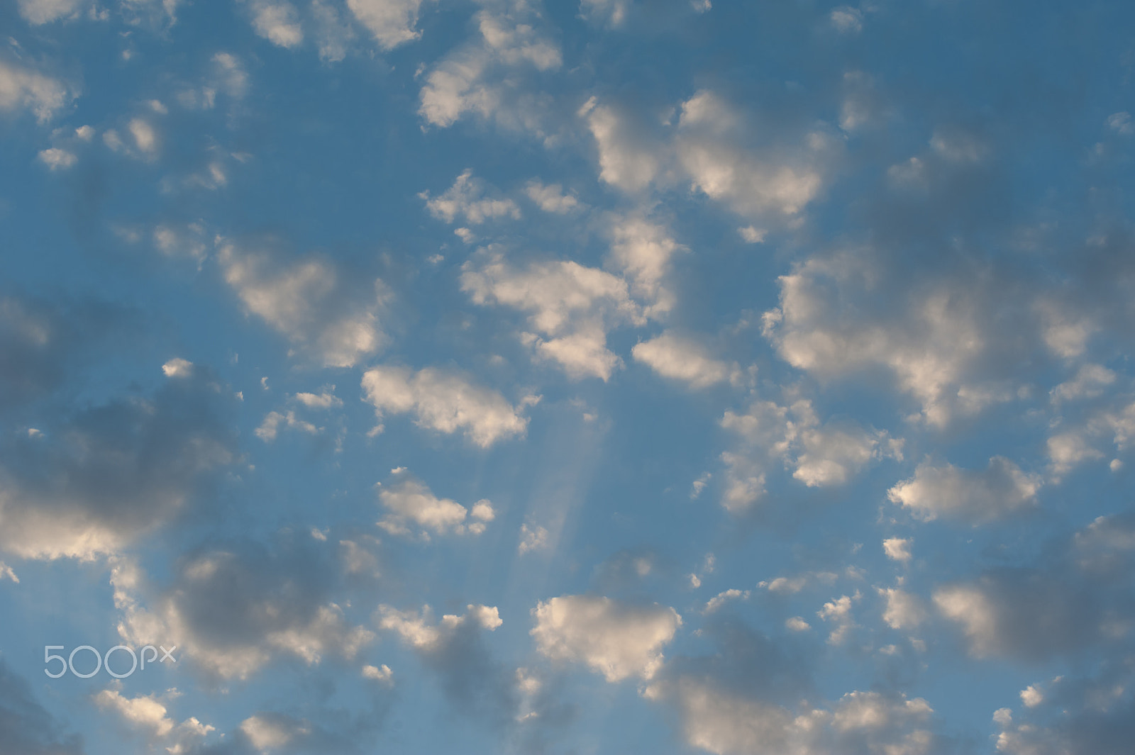 Nikon AF-S Nikkor 70-200mm F4G ED VR sample photo. Clouds at sunset photography
