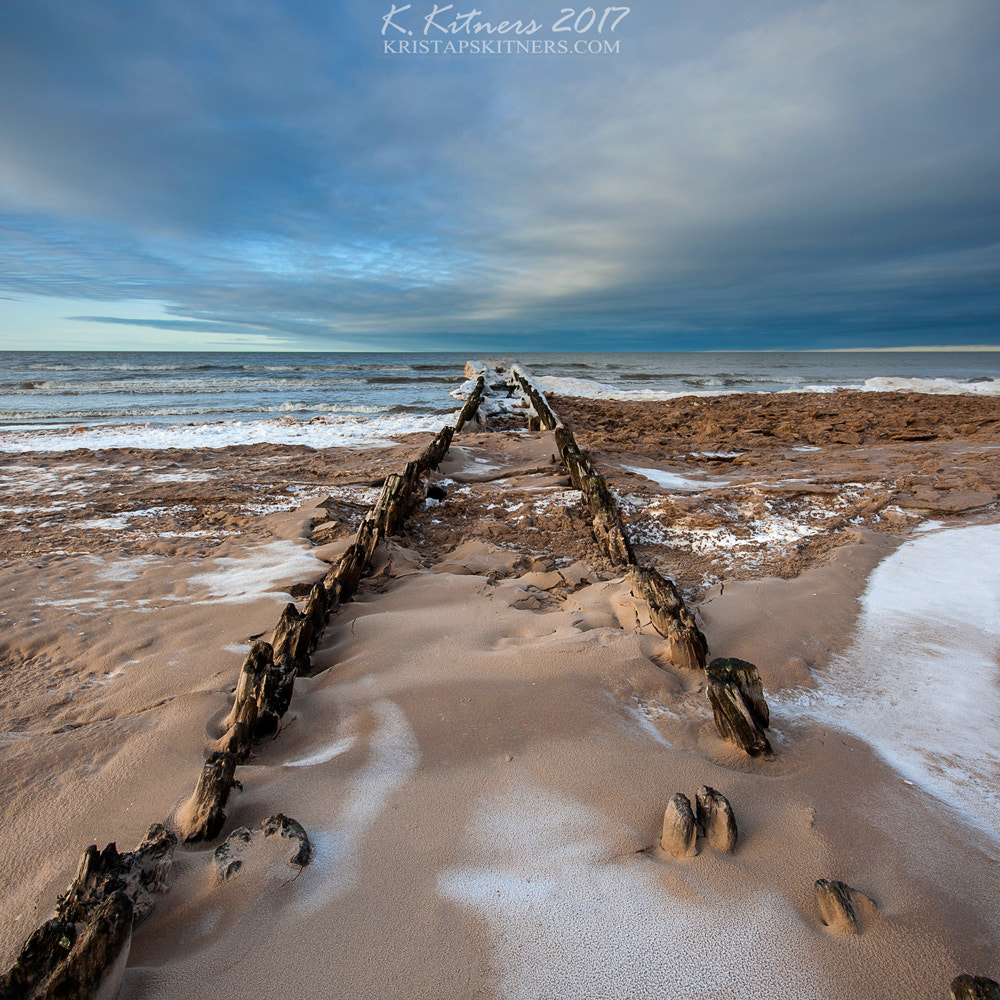 Nikon AF-S Nikkor 14-24mm F2.8G ED sample photo. The pier in the sand photography