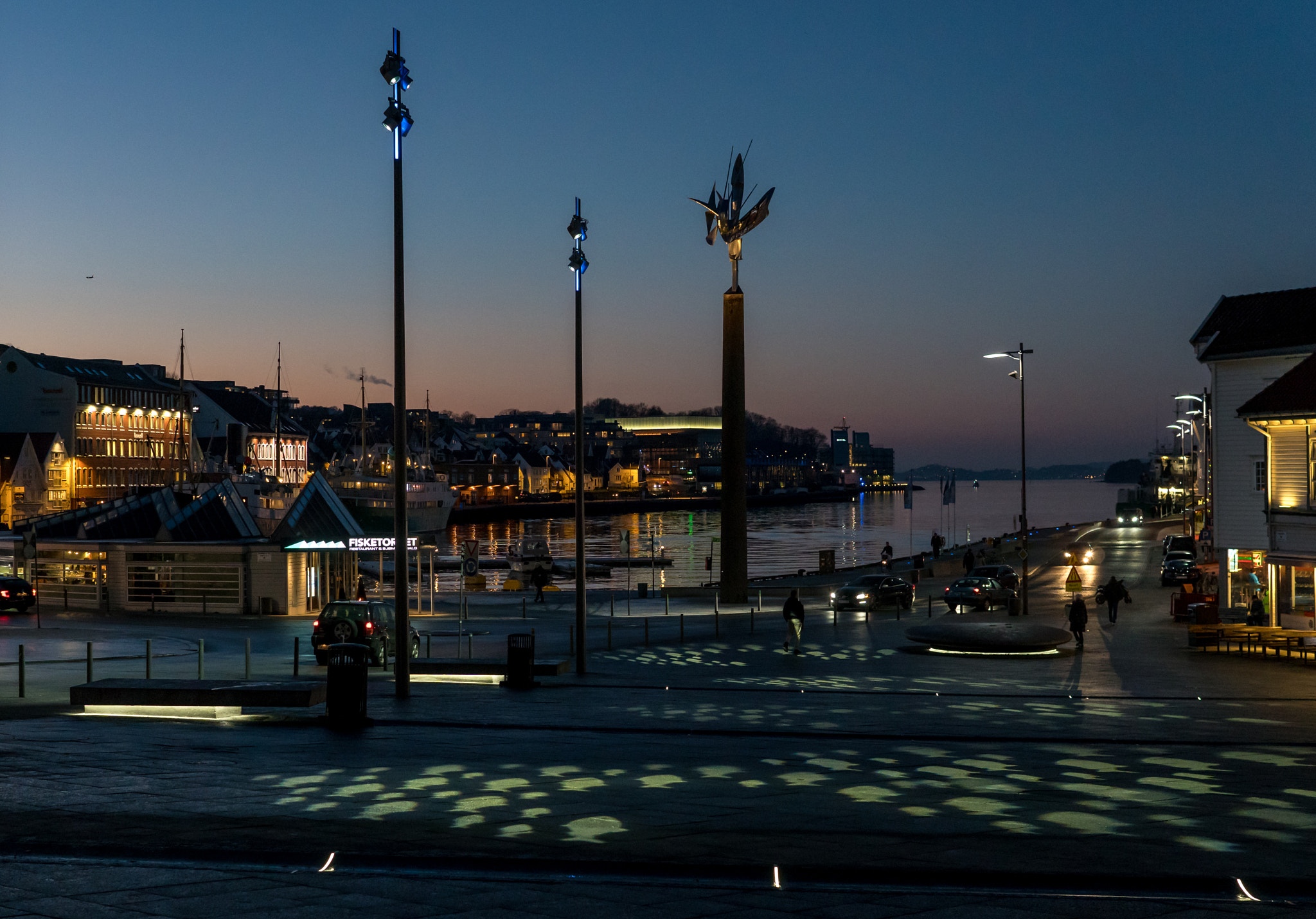 Sony a6300 + 30mm F1.4 DC DN | Contemporary 016 sample photo. Afternoon in stavanger photography