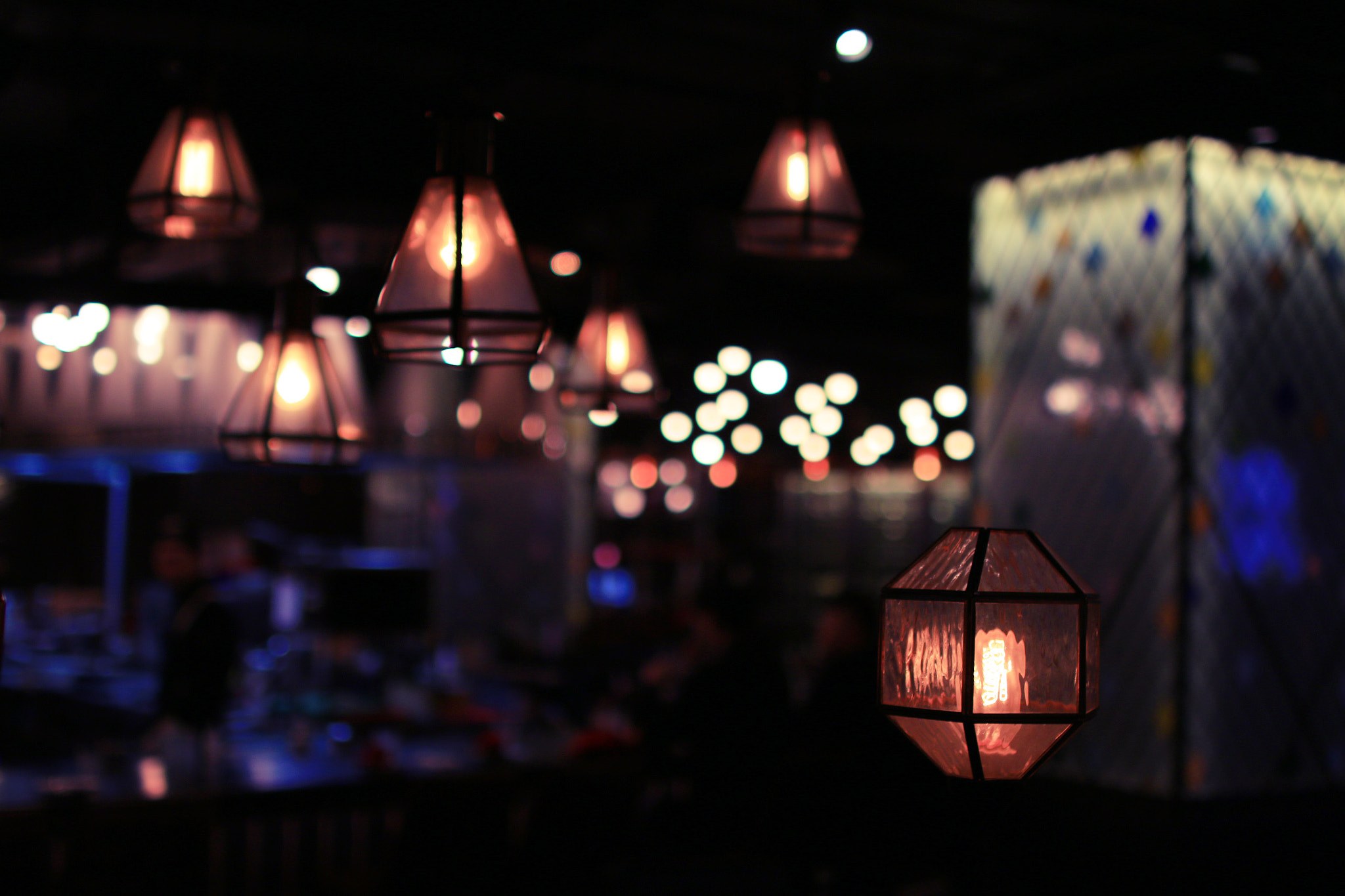Sigma 30mm F1.4 EX DC HSM sample photo. Light in restaurant photography