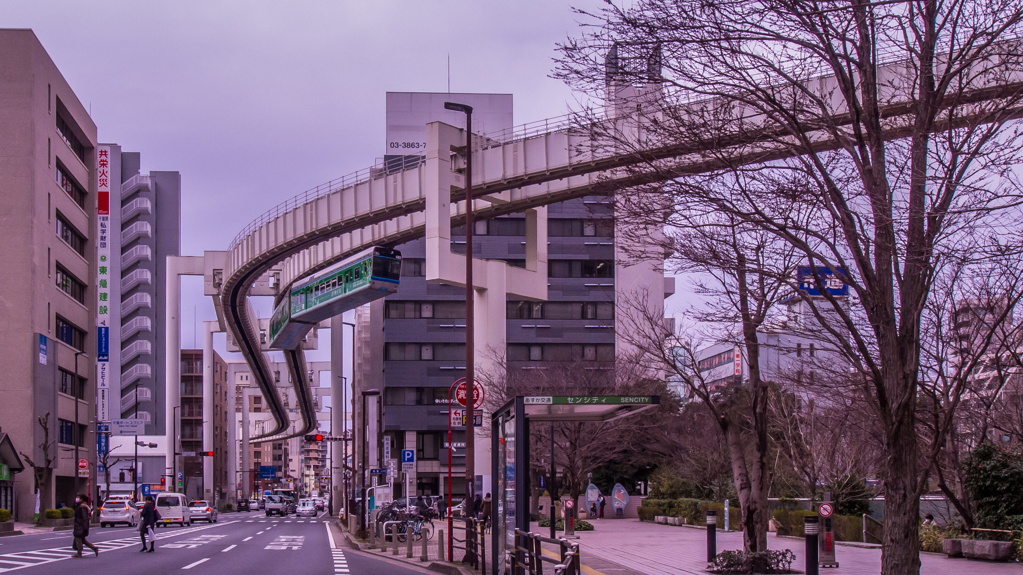 Olympus Zuiko Digital ED 9-18mm F4.0-5.6 sample photo. City monorail photography