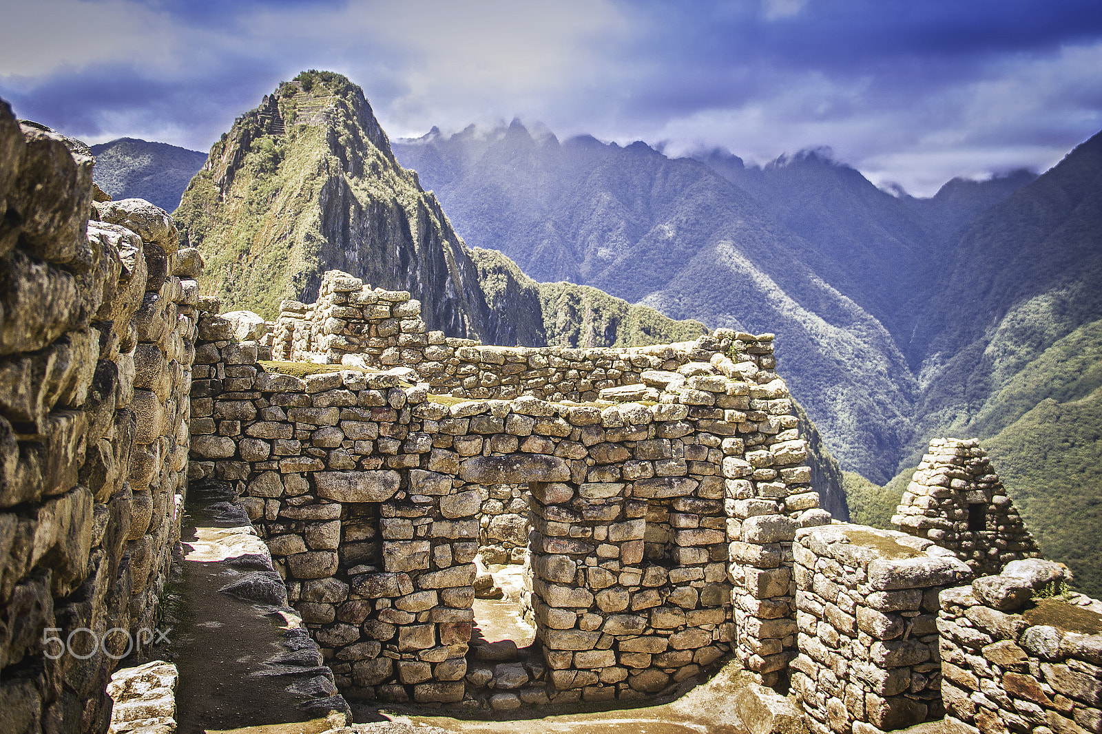 Canon EOS 100D (EOS Rebel SL1 / EOS Kiss X7) sample photo. Huayna picchu photography