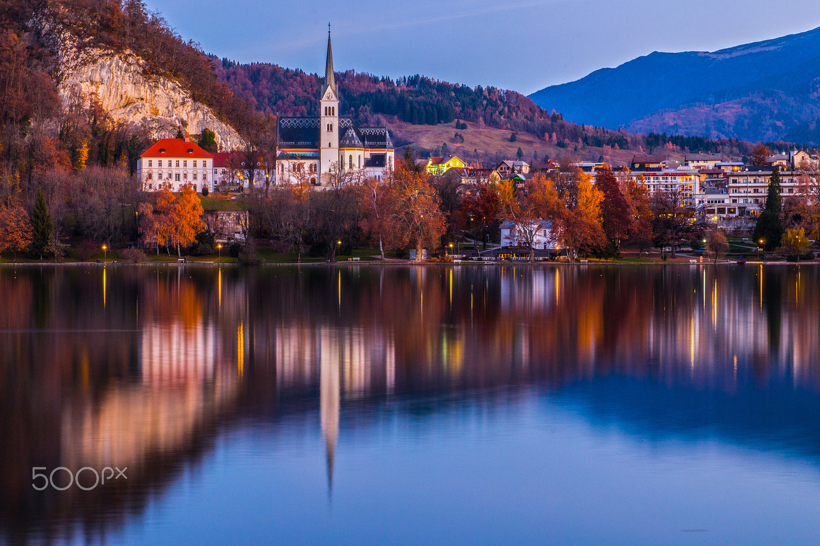 Canon EOS 70D + Sigma 24-70mm F2.8 EX DG Macro sample photo. Autumn in the bled lake photography