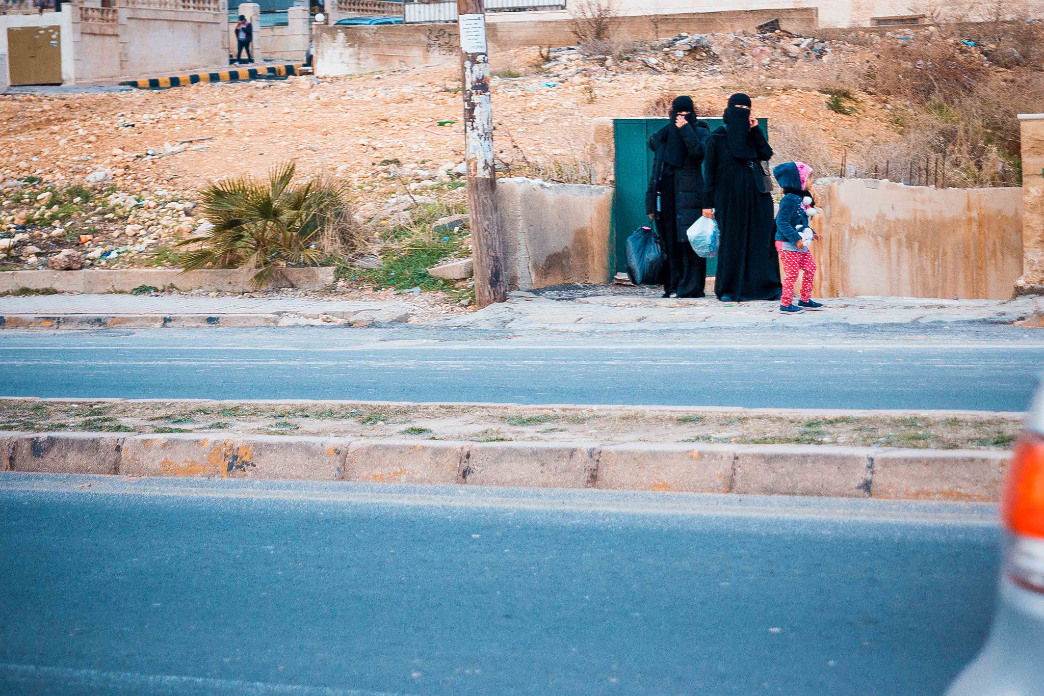 Canon EOS 60D + Sigma 24-70mm F2.8 EX DG Macro sample photo. Living in amman can reveal the complex dichotomy between the traditional and western cultures... photography