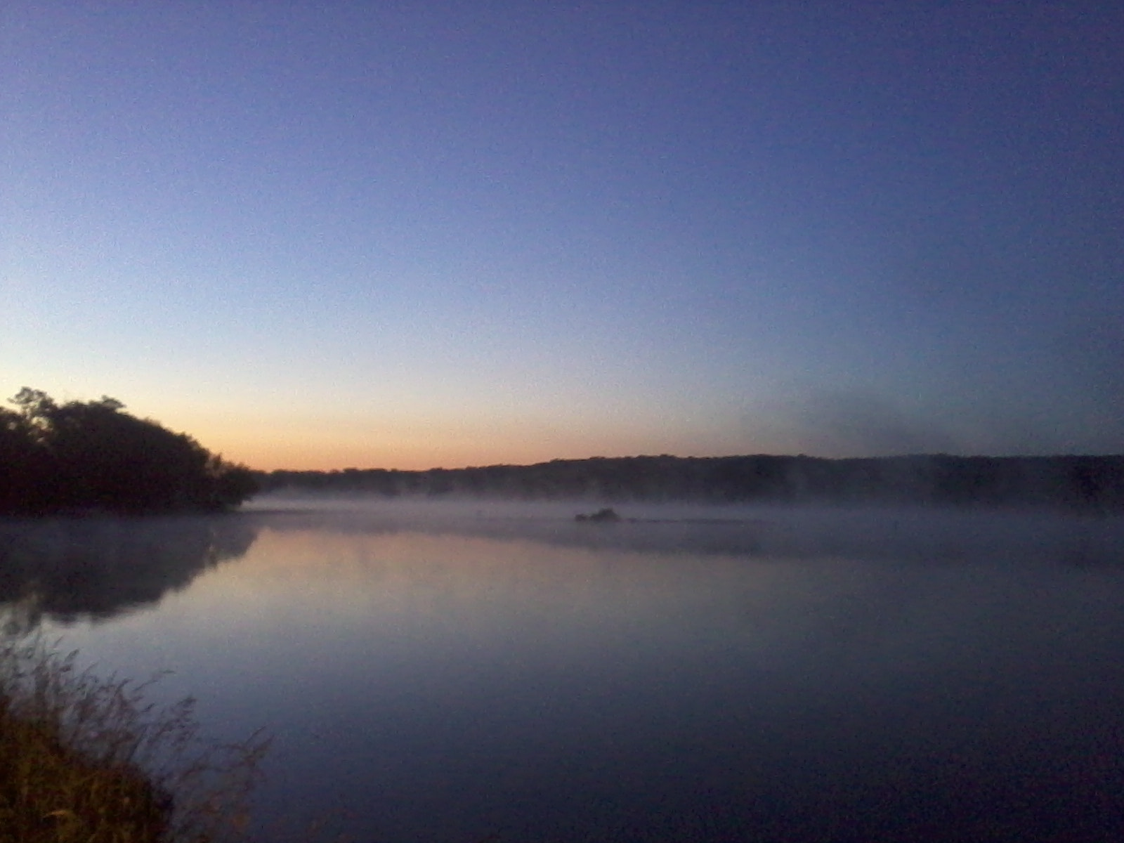 Samsung SGH-A847 sample photo. Lake fog sunrise photography