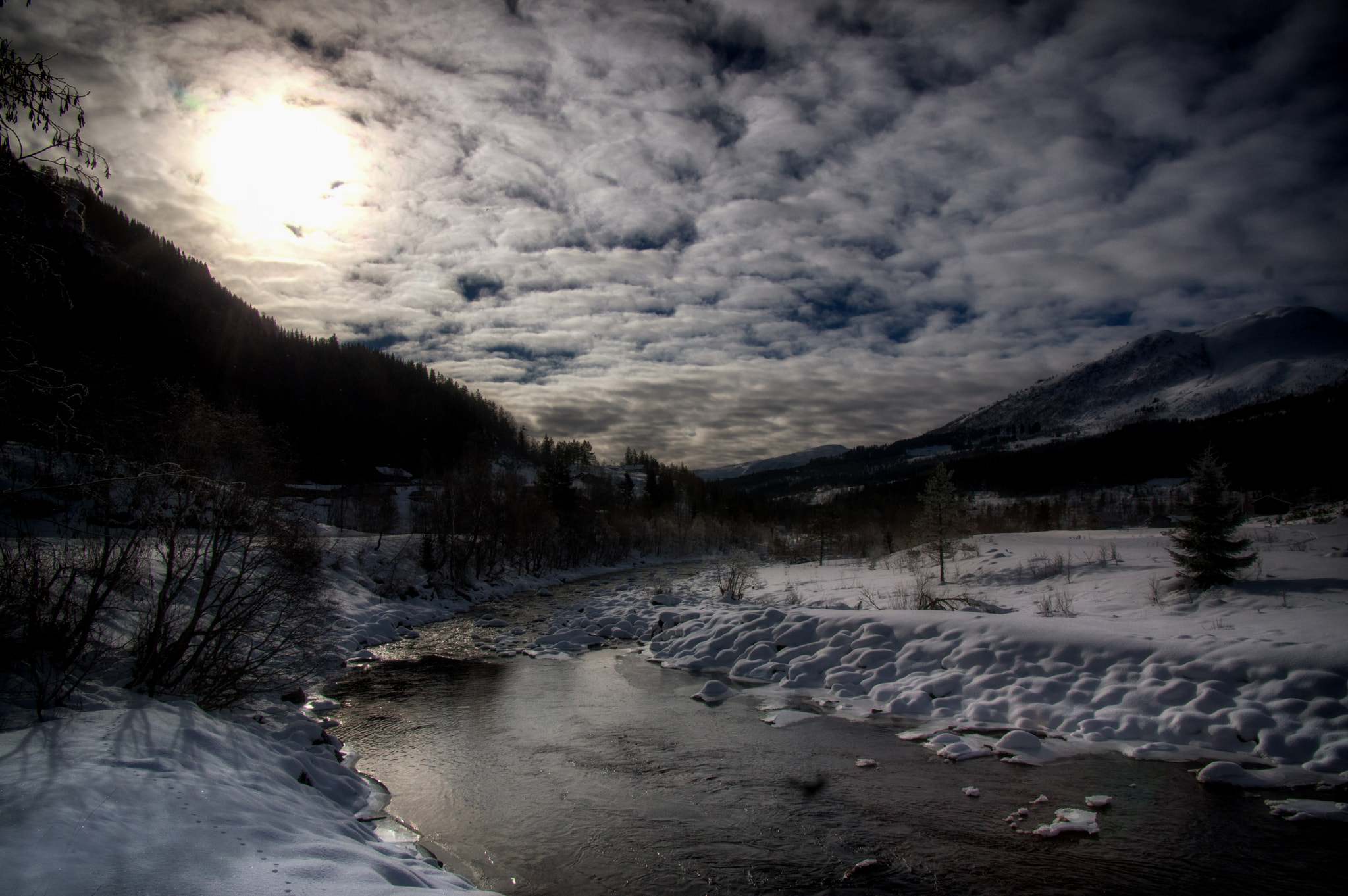 Pentax smc DA* 16-50mm F2.8 ED AL (IF) SDM sample photo. River photography
