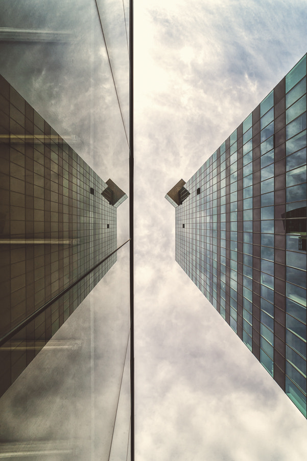 Samyang 14mm F2.8 ED AS IF UMC sample photo. Saturn tower ii photography