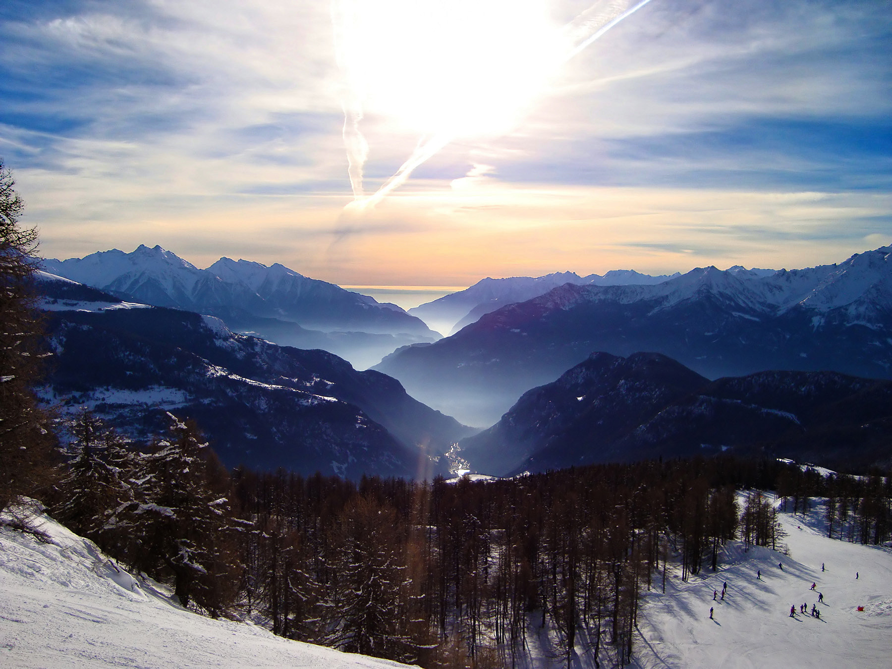 Sony Cyber-shot DSC-W130 sample photo. Along the valley, the haze - torgnon, aosta (italy) photography