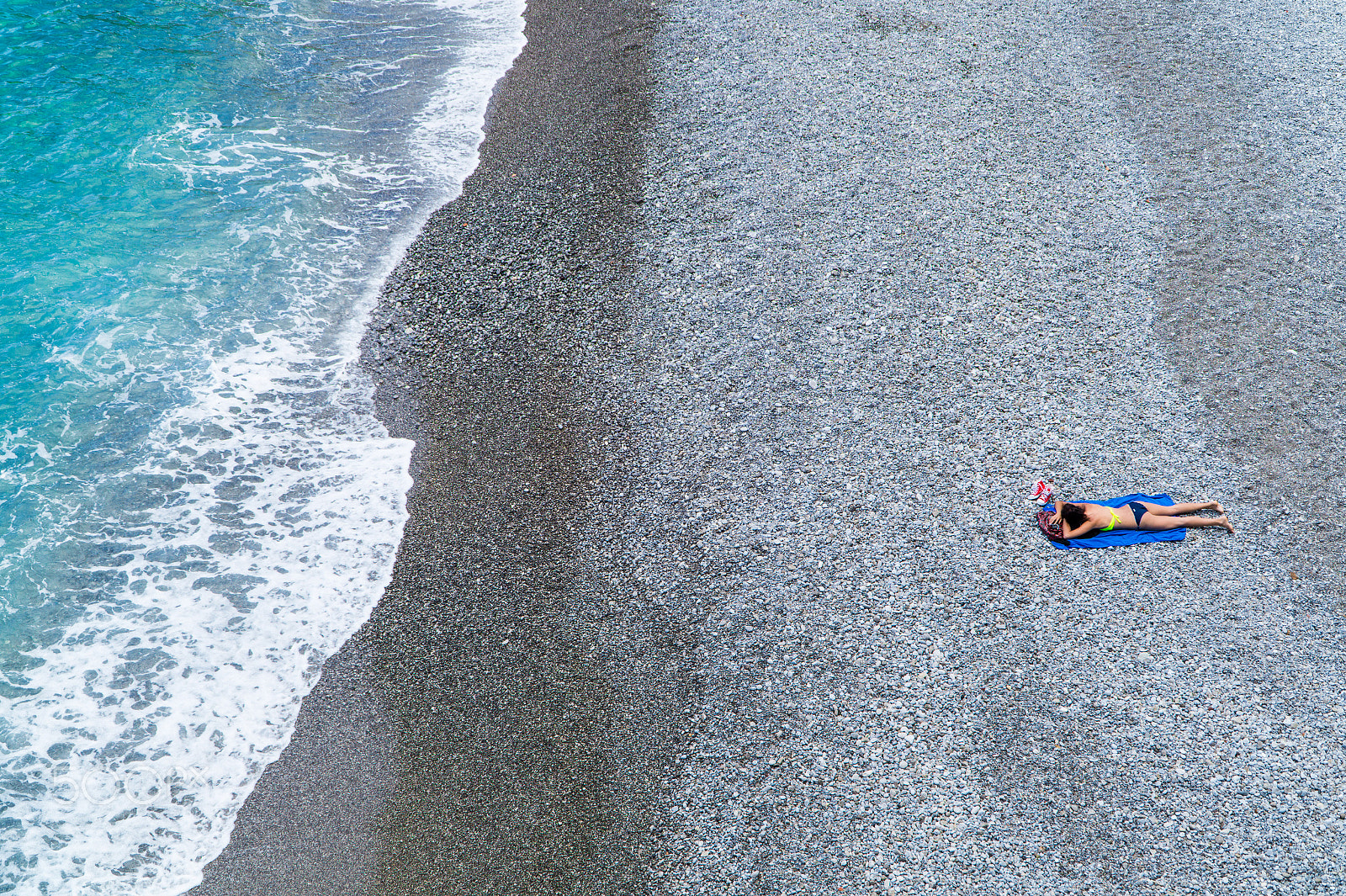 Sony Alpha a5000 (ILCE 5000) + Sony E PZ 18-105mm F4 G OSS sample photo. Amalfi relaxation photography