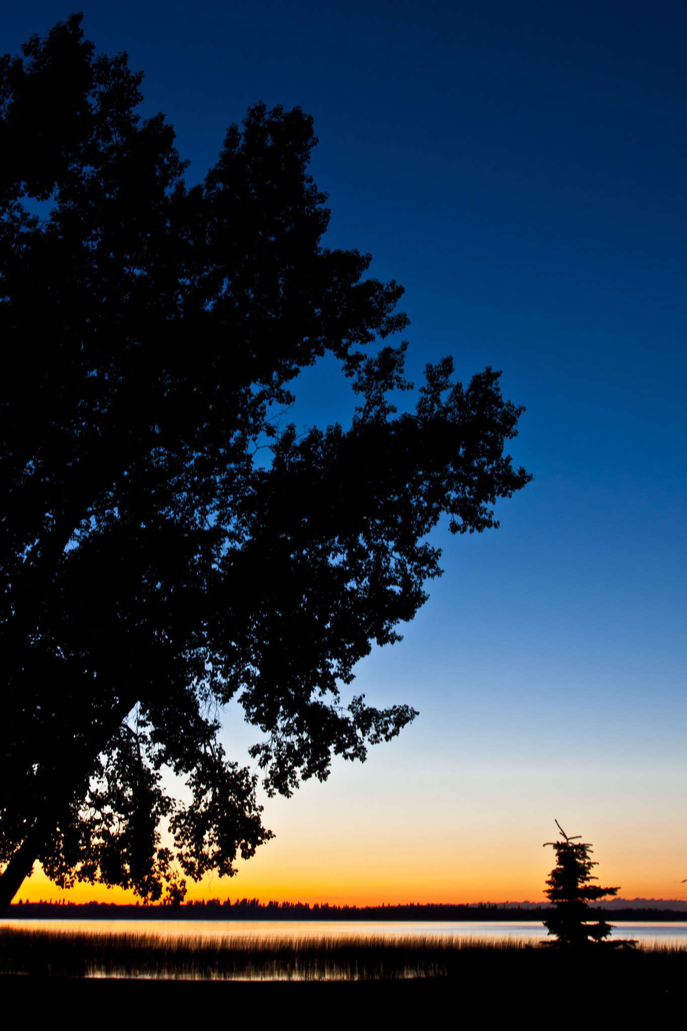 Canon EOS 40D + Canon EF 24-105mm F4L IS USM sample photo. Canadian lake at sunset photography