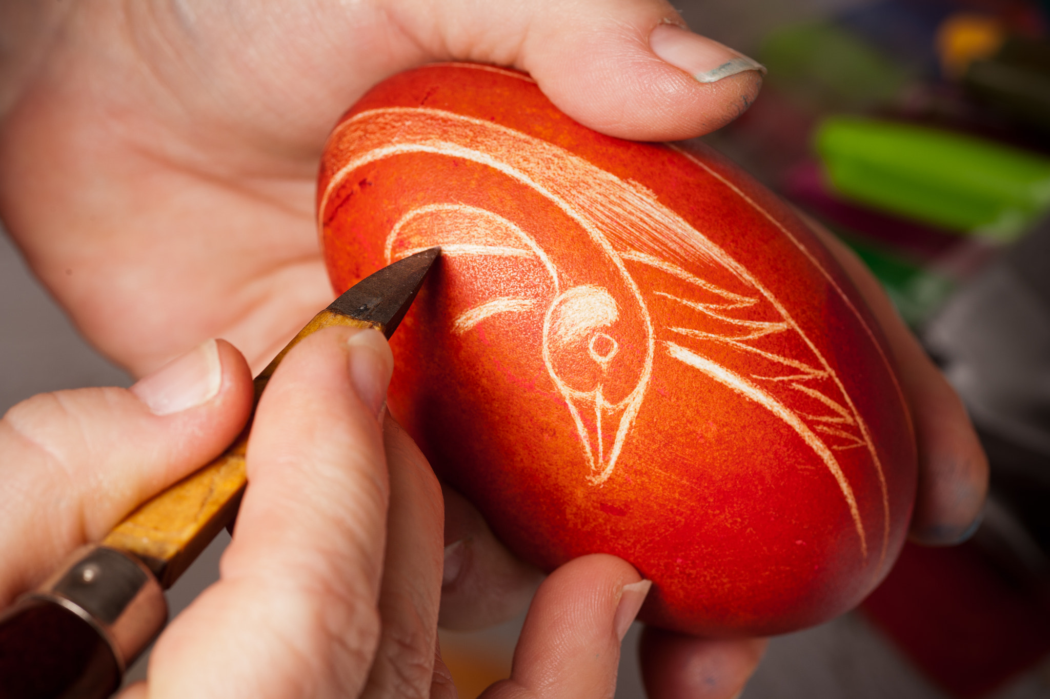 ZEISS Makro-Planar T* 100mm F2 sample photo. Hands etching a egg in polish tradition of pisanki photography