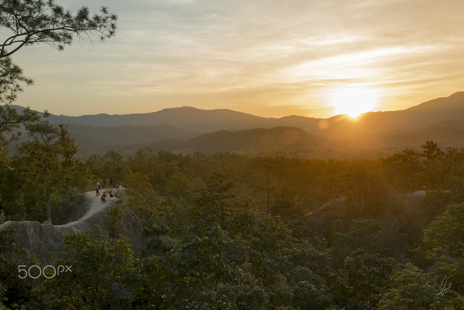 Sigma 24-70mm F2.8 EX DG HSM sample photo. The orange rays photography